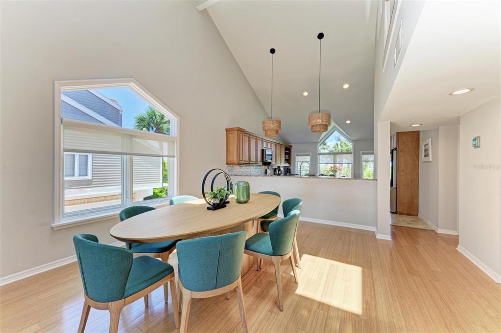 Bradenton, Florida, 34210, United States, 2 Bedrooms Bedrooms, ,2 BathroomsBathrooms,Residential,For Sale,1897662