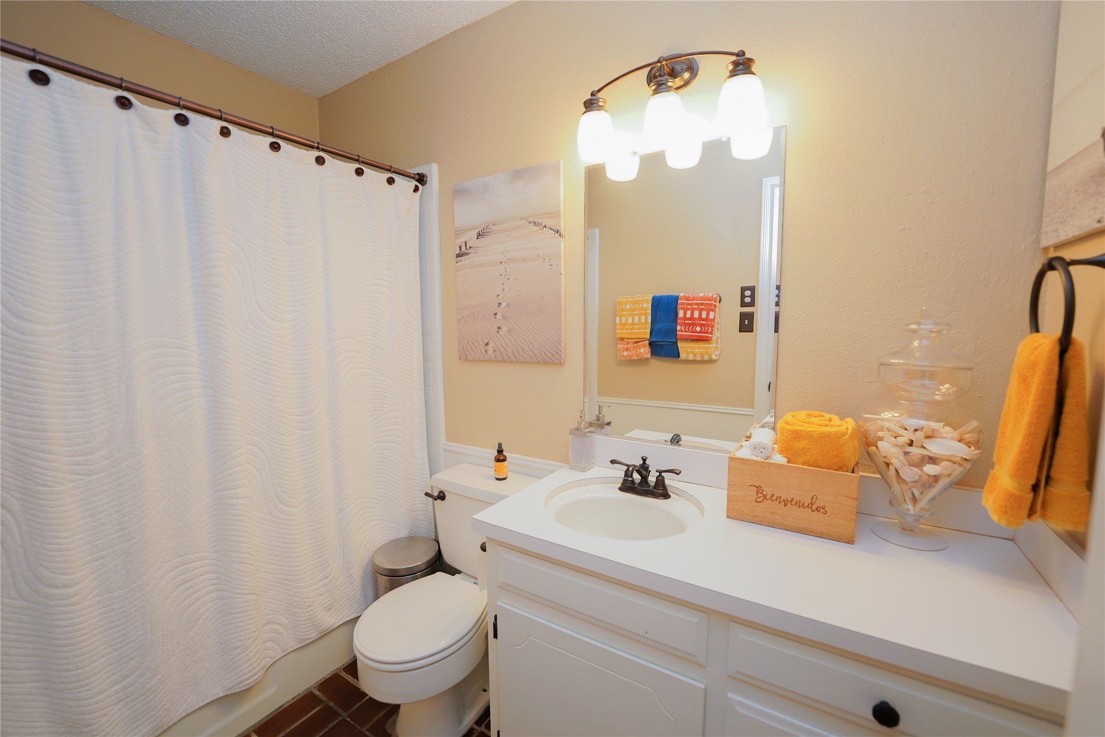 Fort Worth, Texas, 76116, United States, 4 Bedrooms Bedrooms, ,3 BathroomsBathrooms,Residential,For Sale,1901909