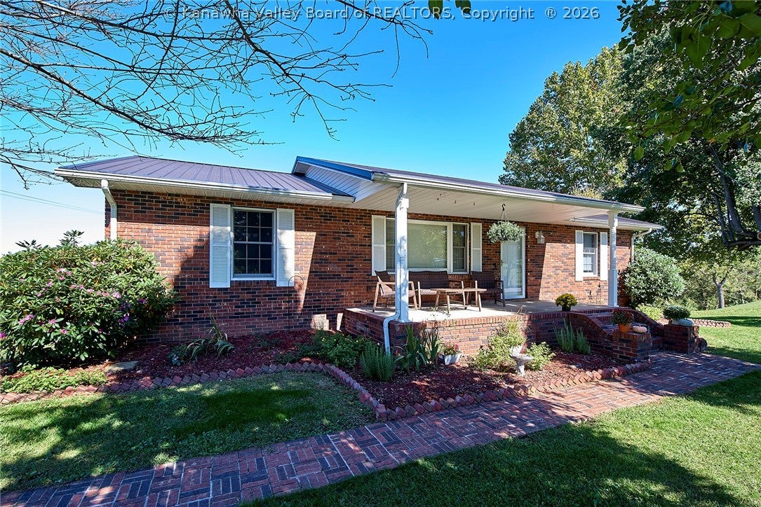 Cross Creek Rd, Buffalo, WV 25033 #1