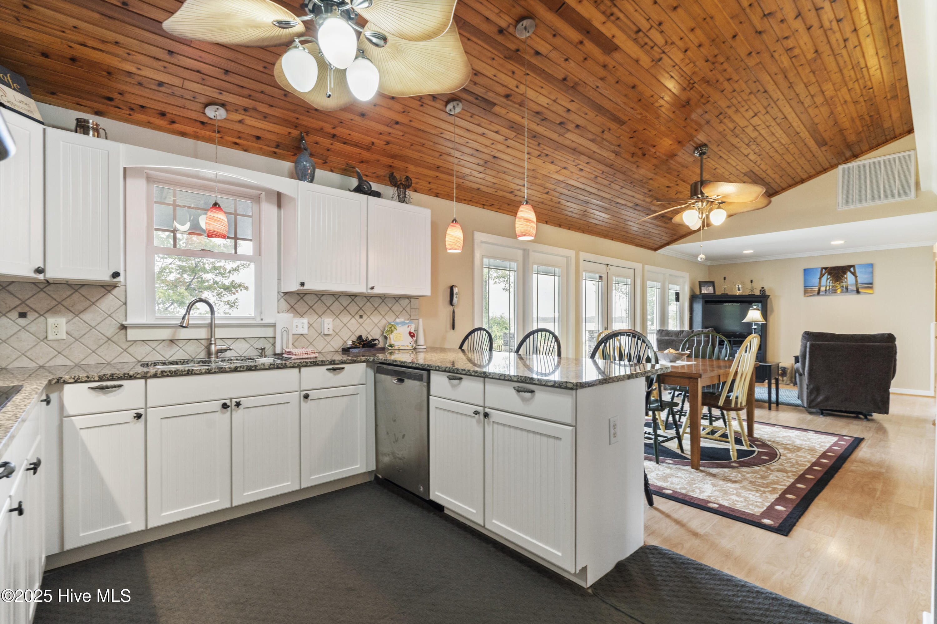Sneads Ferry, North Carolina, 28460, United States, 4 Bedrooms Bedrooms, ,3 BathroomsBathrooms,Residential,For Sale,1947068