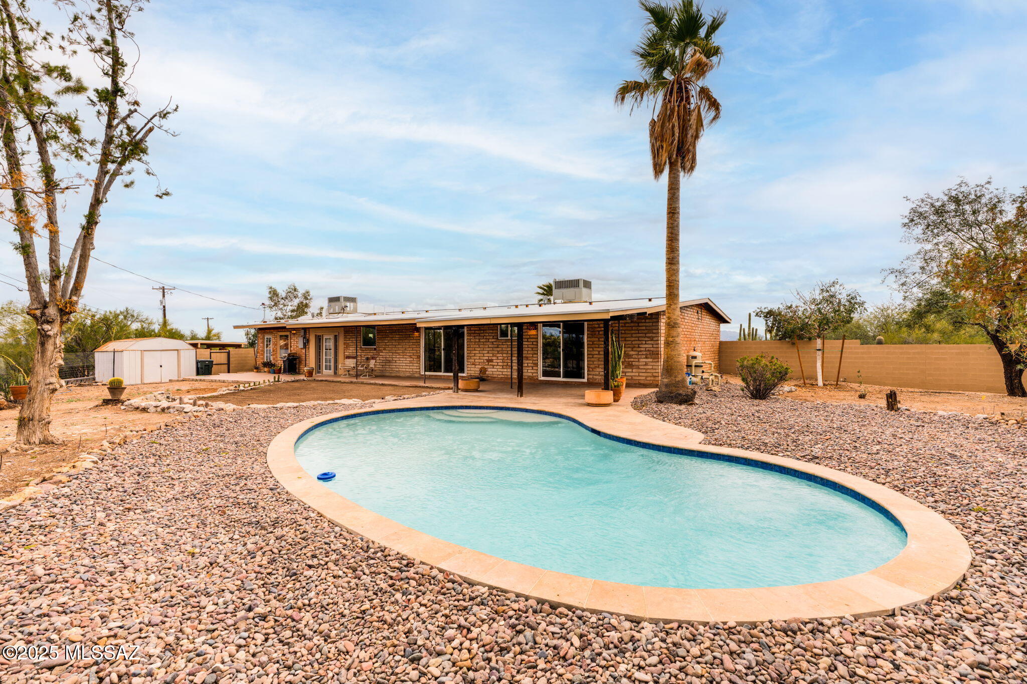 Tucson, Arizona, 85745, United States, 3 Bedrooms Bedrooms, ,3 BathroomsBathrooms,Residential,For Sale,1997512