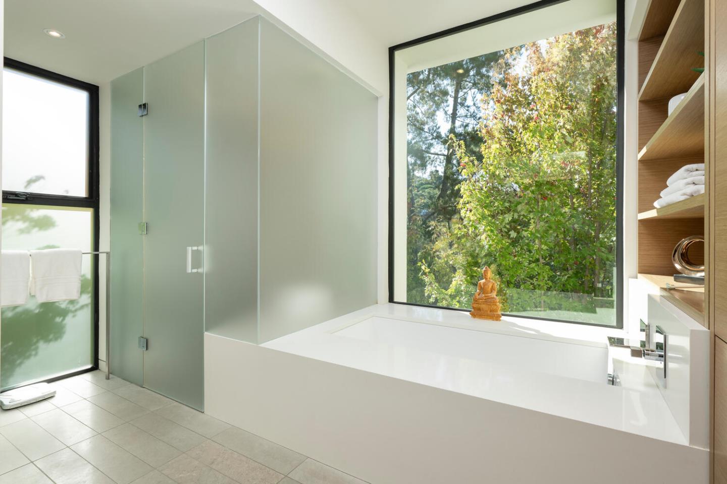 Hillsborough, California, 94010, United States, 4 Bedrooms Bedrooms, ,4 BathroomsBathrooms,Residential,For Sale,1940543