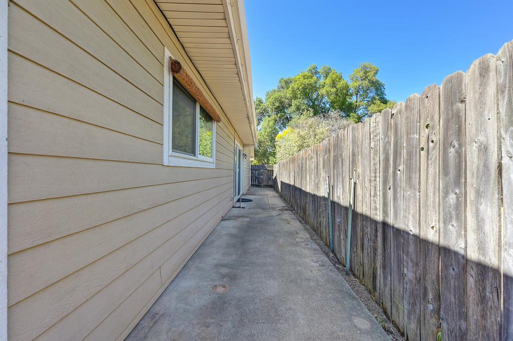 Rancho Cordova, California, 95670, United States, ,Residential,For Sale,1926276