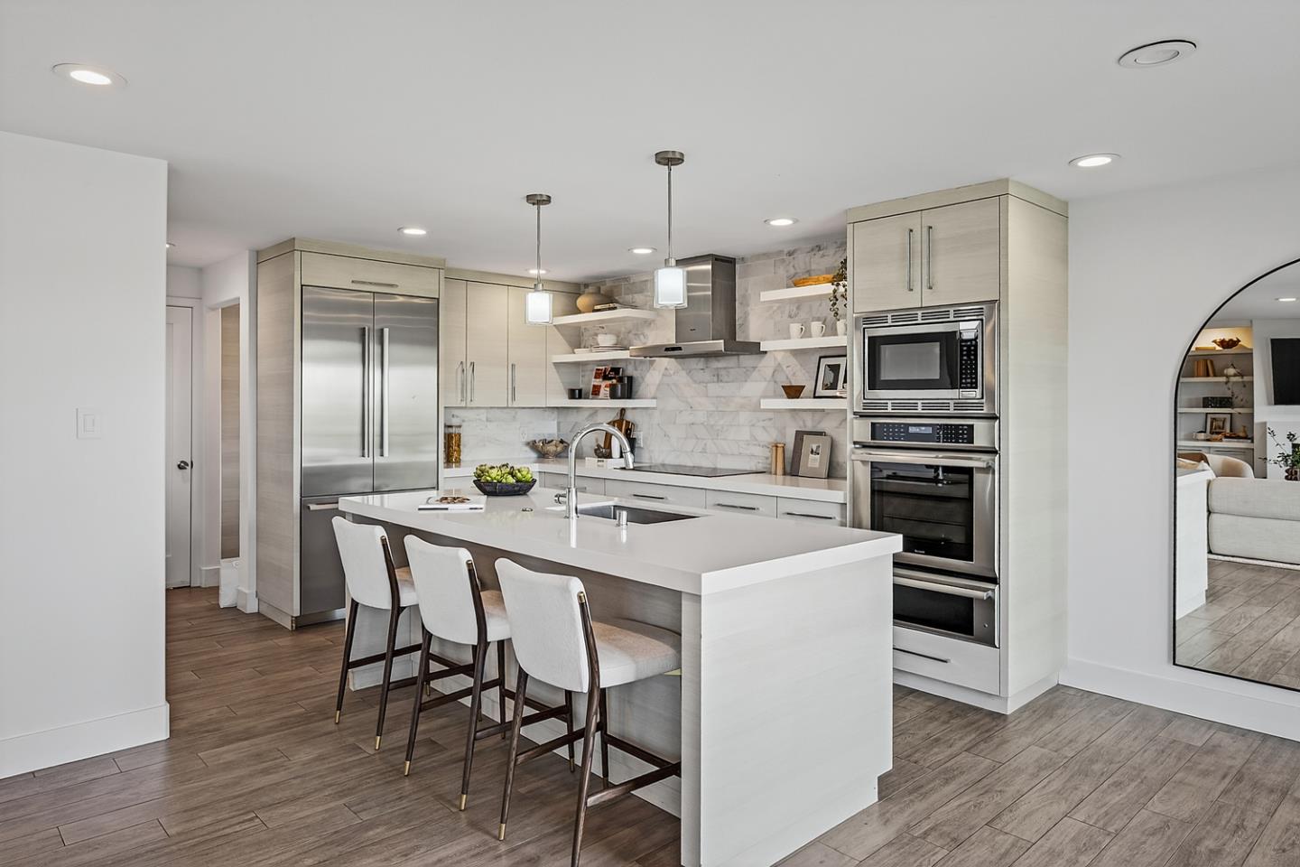 Hillsborough, California, 94010, United States, 3 Bedrooms Bedrooms, ,4 BathroomsBathrooms,Residential,For Sale,1989109