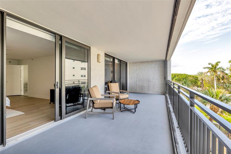 Hillsboro Beach, Florida, 33062, United States, 2 Bedrooms Bedrooms, ,3 BathroomsBathrooms,Residential,For Sale,1942268