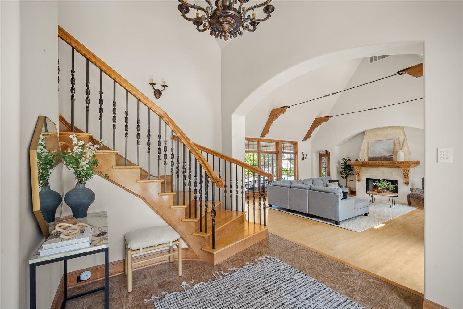 Spokane, Washington, 99212, United States, 4 Bedrooms Bedrooms, ,6 BathroomsBathrooms,Residential,For Sale,1978183