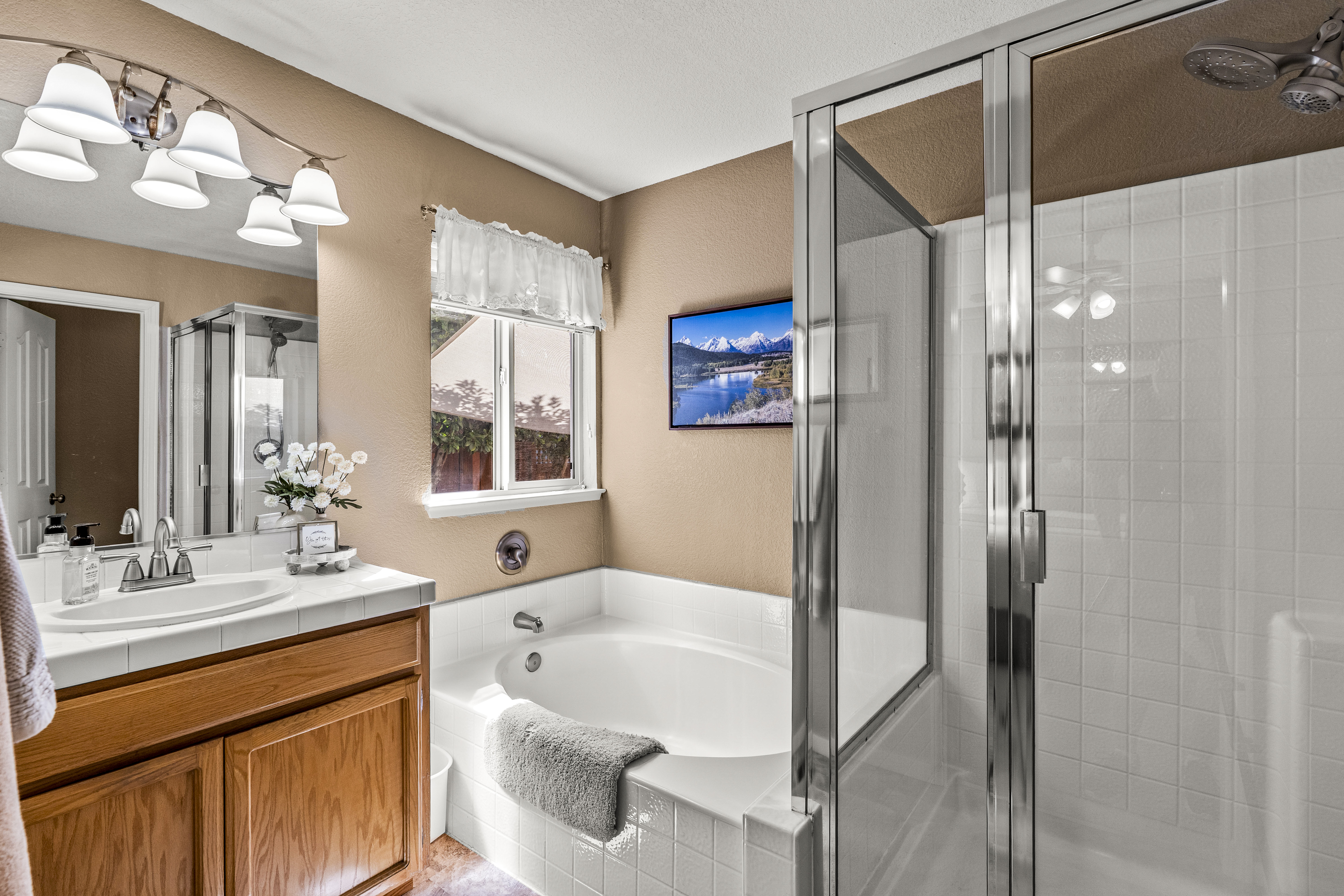  Charming North Napa 2 Story Home - 物件實景