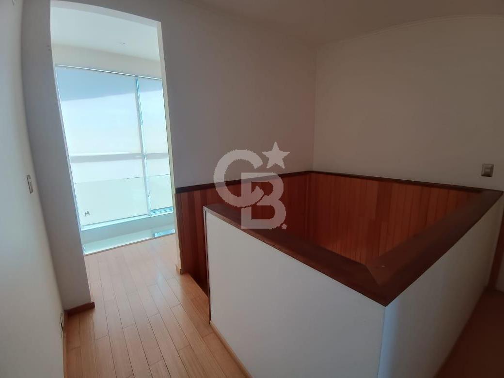 Puerto Montt, Chile, 5 Bedrooms Bedrooms, ,3 BathroomsBathrooms,Residential,For Sale,1998217