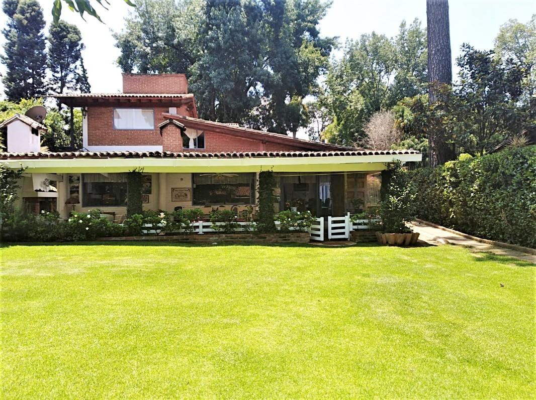 Valle de Bravo, Estado de México, 51200, Mexico, 6 Bedrooms Bedrooms, ,6 BathroomsBathrooms,Residential,For Sale,1721926