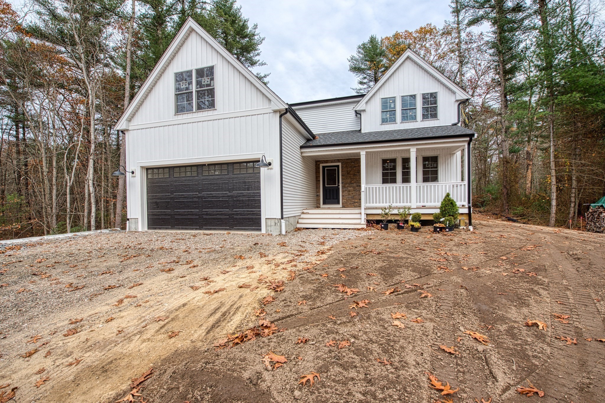 Norton, Massachusetts, 02766, United States, 4 Bedrooms Bedrooms, ,3 BathroomsBathrooms,Residential,For Sale,1869812