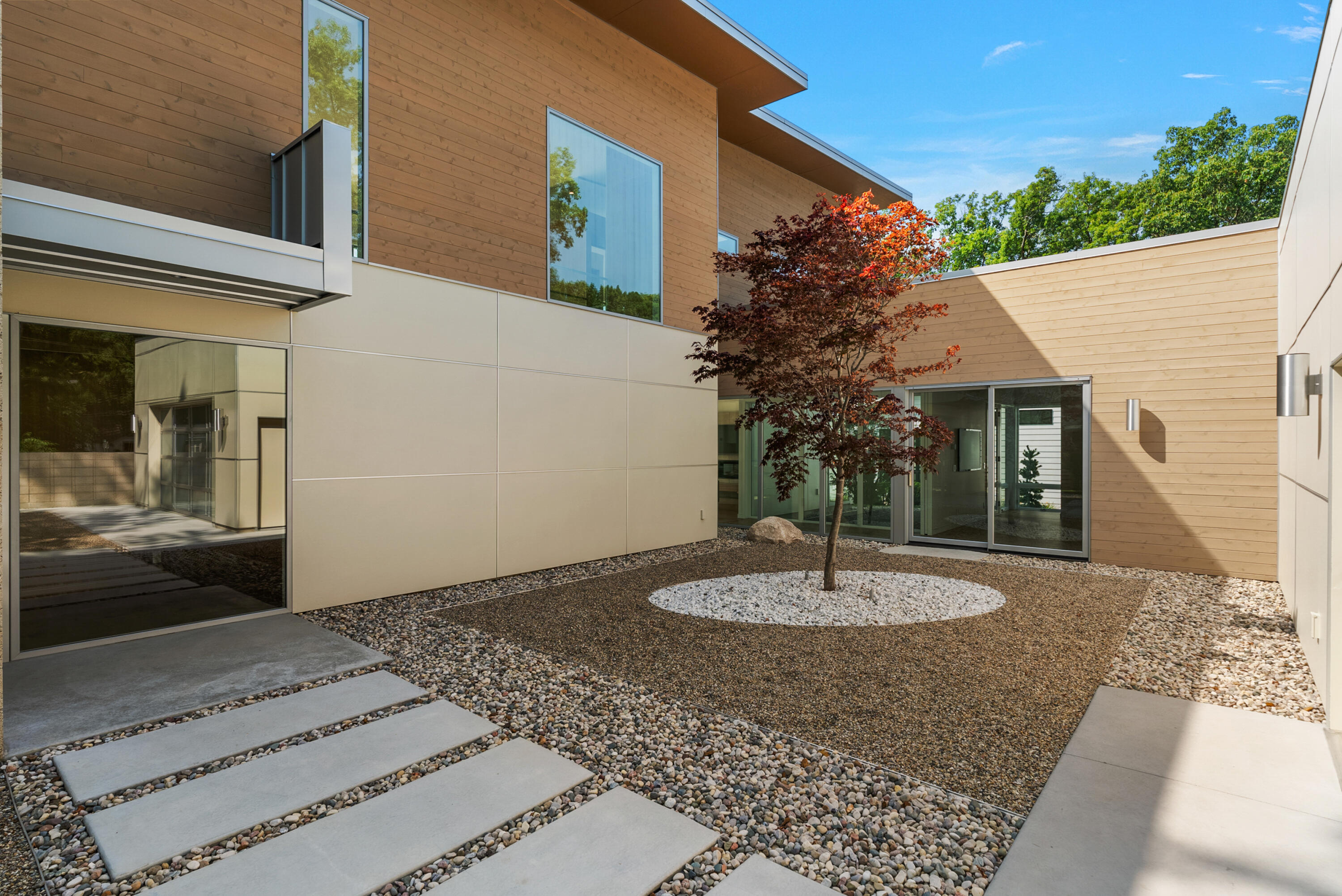 Holland, Michigan, 49424, United States, 3 Bedrooms Bedrooms, ,4 BathroomsBathrooms,Residential,For Sale,1948148