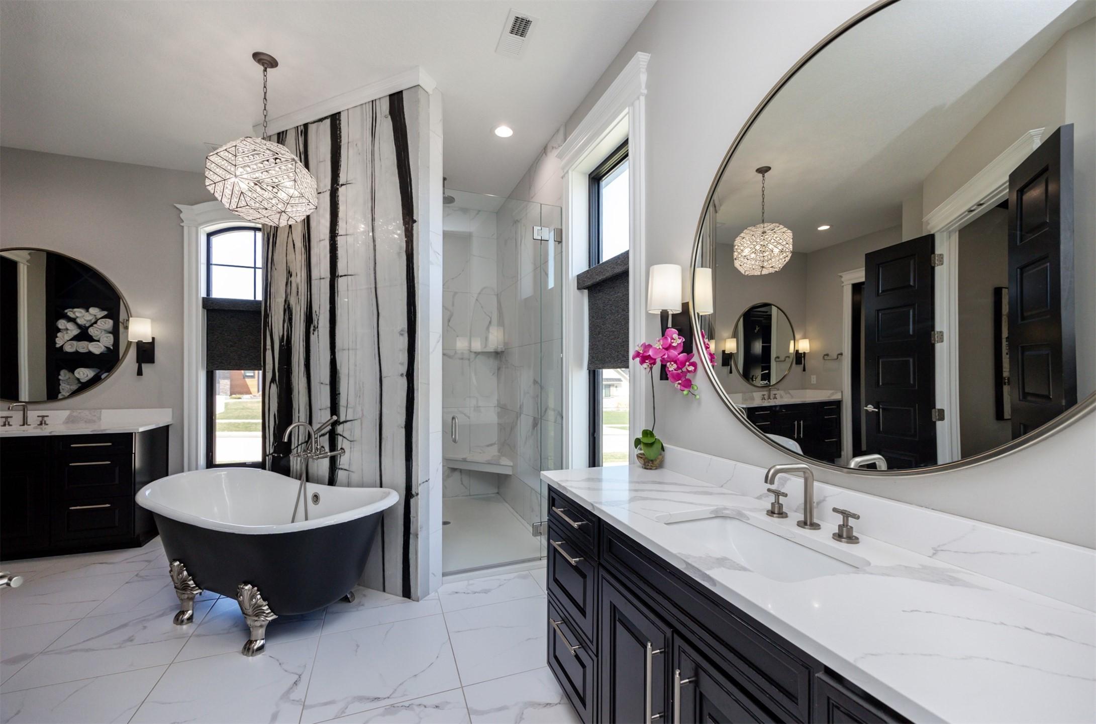 Waukee, Iowa, 50263, United States, 6 Bedrooms Bedrooms, ,7 BathroomsBathrooms,Residential,For Sale,1763333