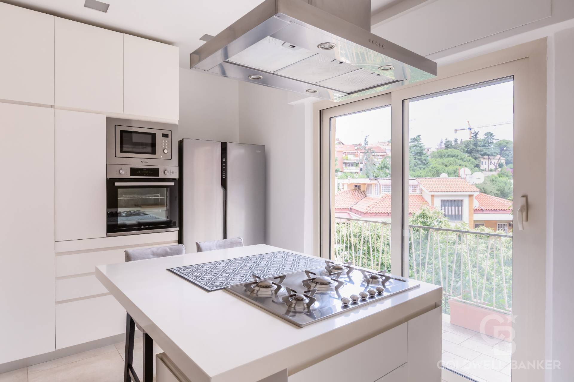 Roma, Roma, 00100, IT, 3 Bedrooms Bedrooms, ,3 BathroomsBathrooms,Residential,For Sale,1932847