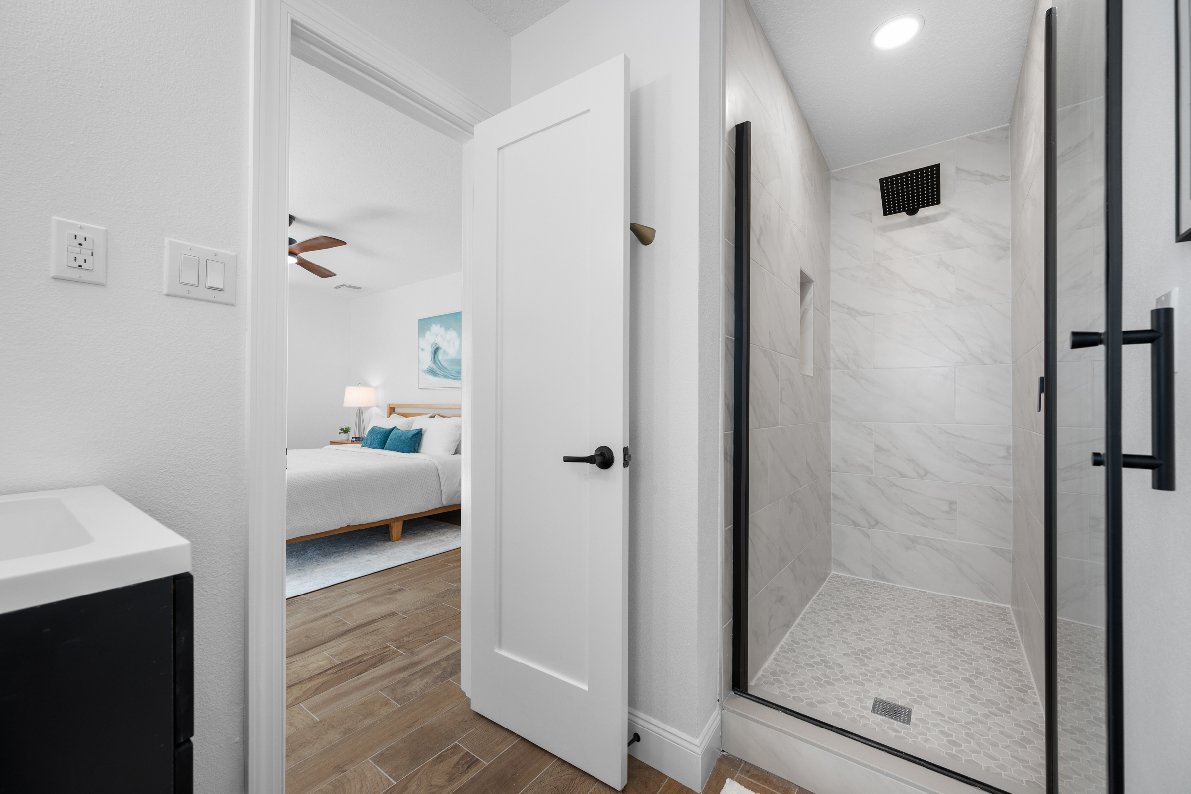 St Petersburg, Florida, 33707, United States, 3 Bedrooms Bedrooms, ,2 BathroomsBathrooms,Residential,For Sale,2034838