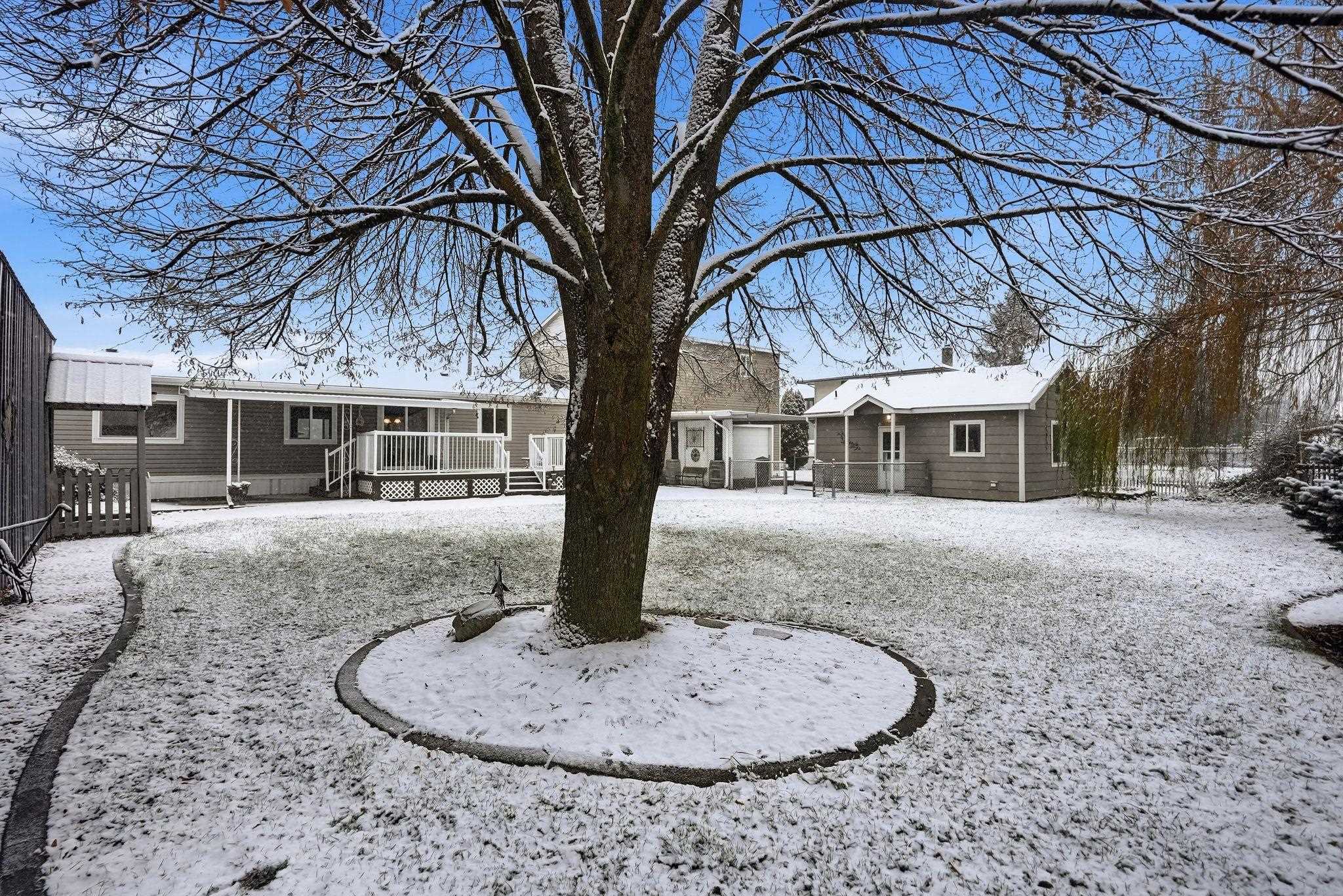 Greenacres, Washington, 99016, United States, 5 Bedrooms Bedrooms, ,2 BathroomsBathrooms,Residential,For Sale,2001748