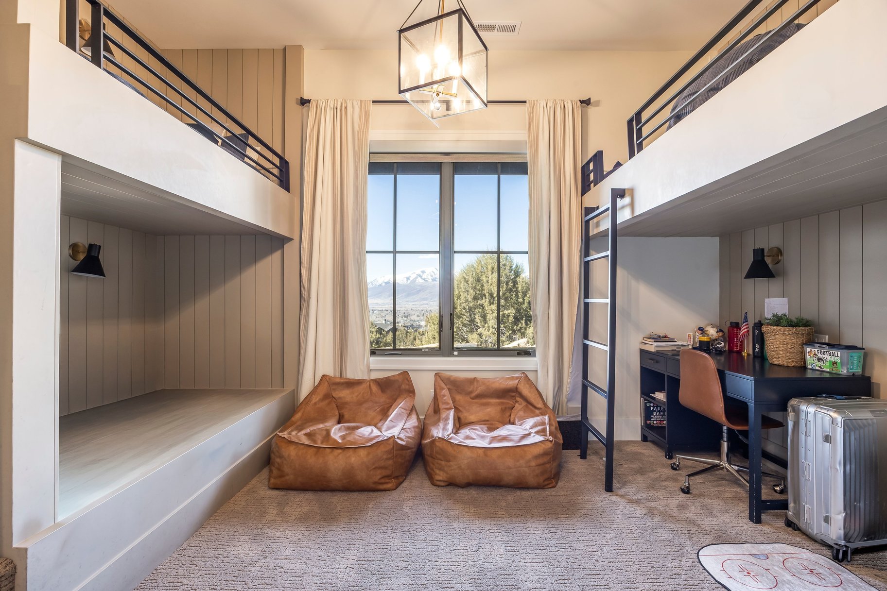  Spectacular Timp & Valley Views with Main Level Living - 物件實景