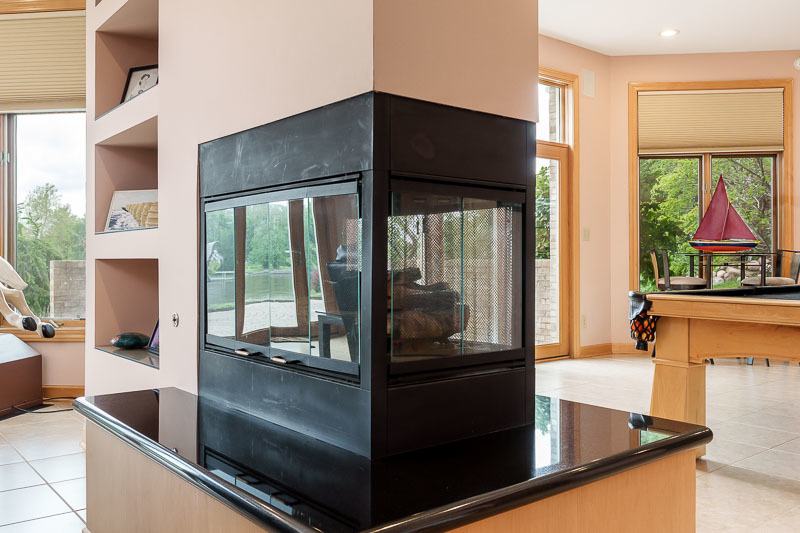 Machesney Park, Illinois, 61115, United States, 4 Bedrooms Bedrooms, ,5 BathroomsBathrooms,Residential,For Sale,2048172