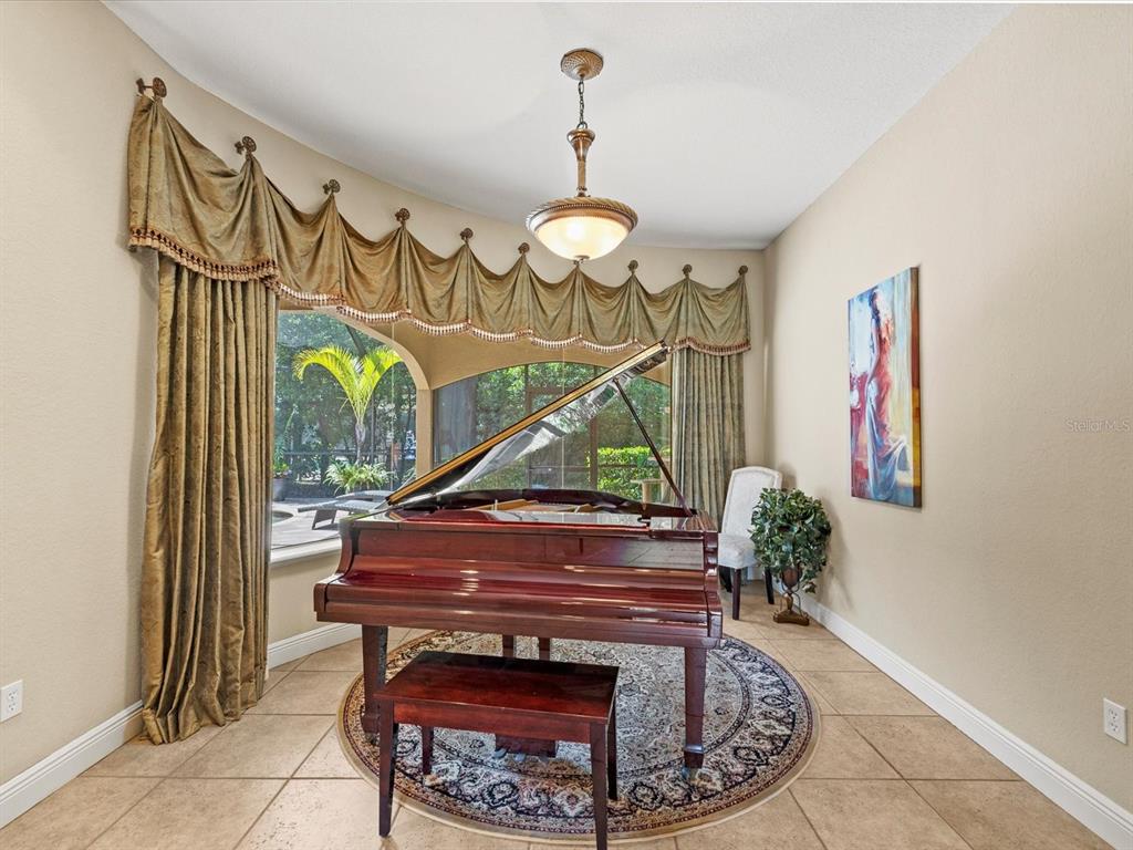 Lutz, Florida, 33549, United States, 4 Bedrooms Bedrooms, ,3 BathroomsBathrooms,Residential,For Sale,2049389