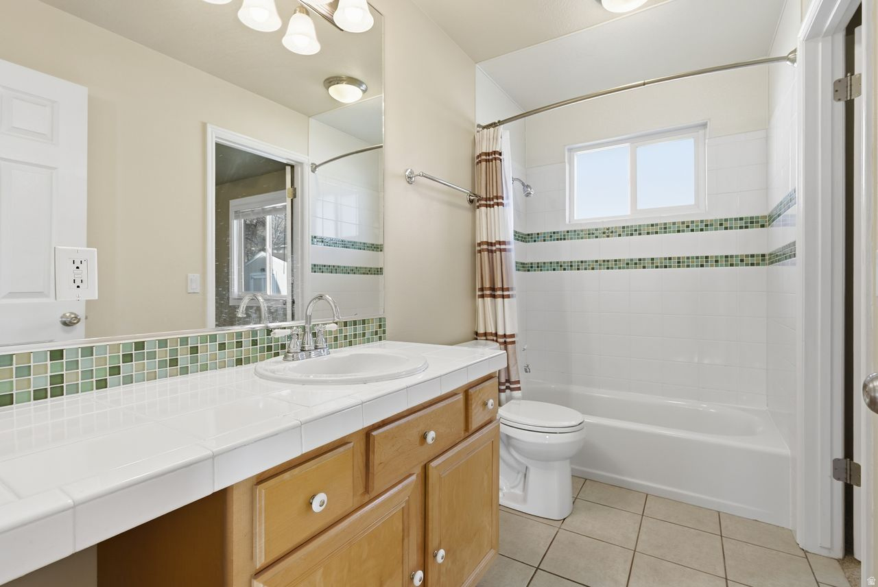 Lehi, Utah, 84043, United States, 4 Bedrooms Bedrooms, ,2 BathroomsBathrooms,Residential,For Sale,2000499