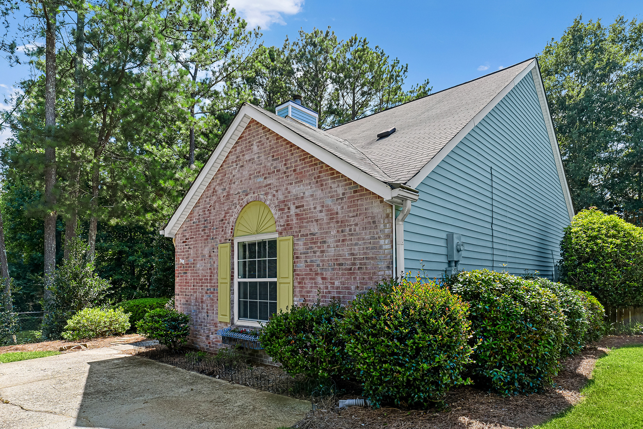  Effortless Living in Charming Alpharetta Home - 物件實景