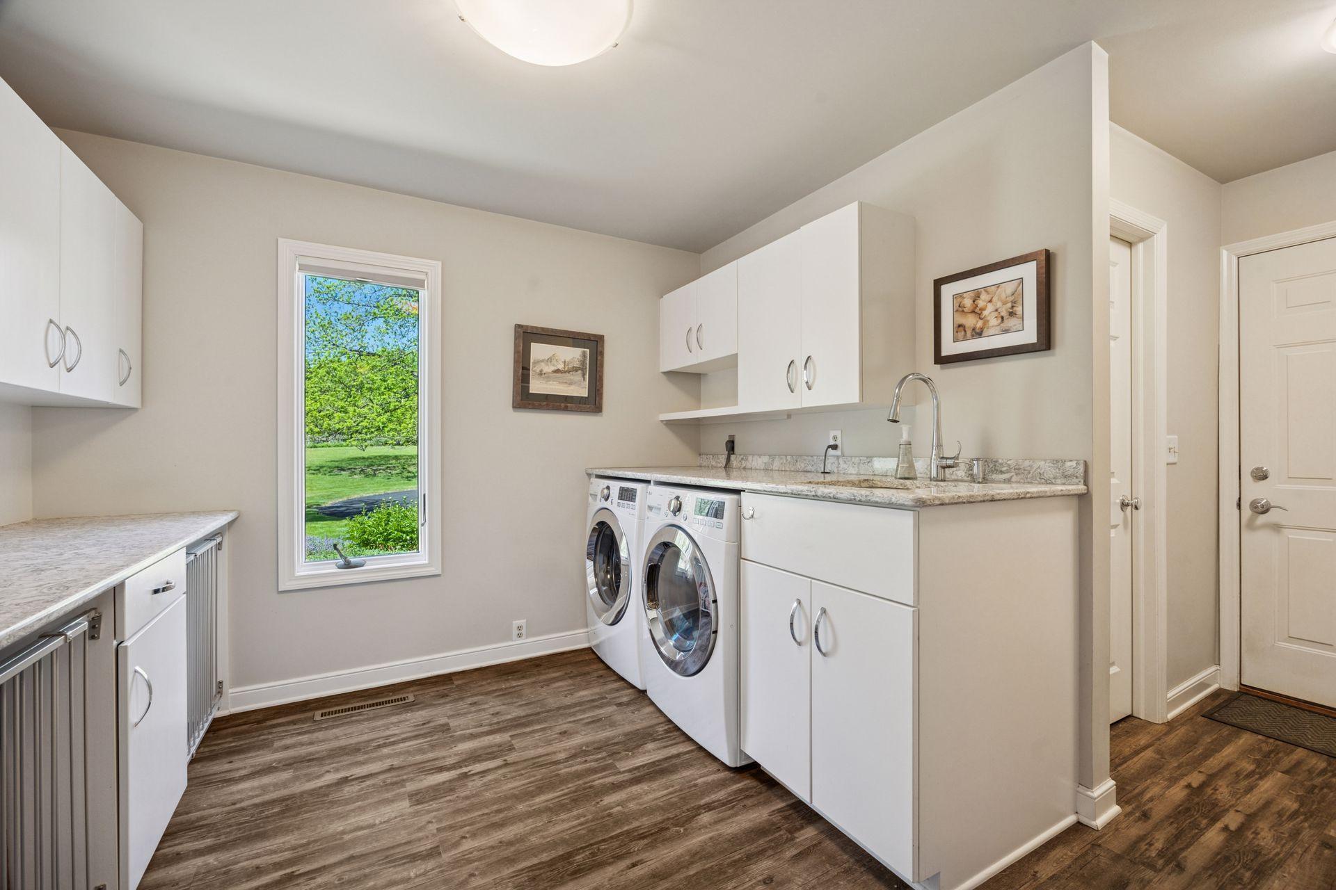 Rochester Twp, Minnesota, 55902, United States, 5 Bedrooms Bedrooms, ,2 BathroomsBathrooms,Residential,For Sale,1838930