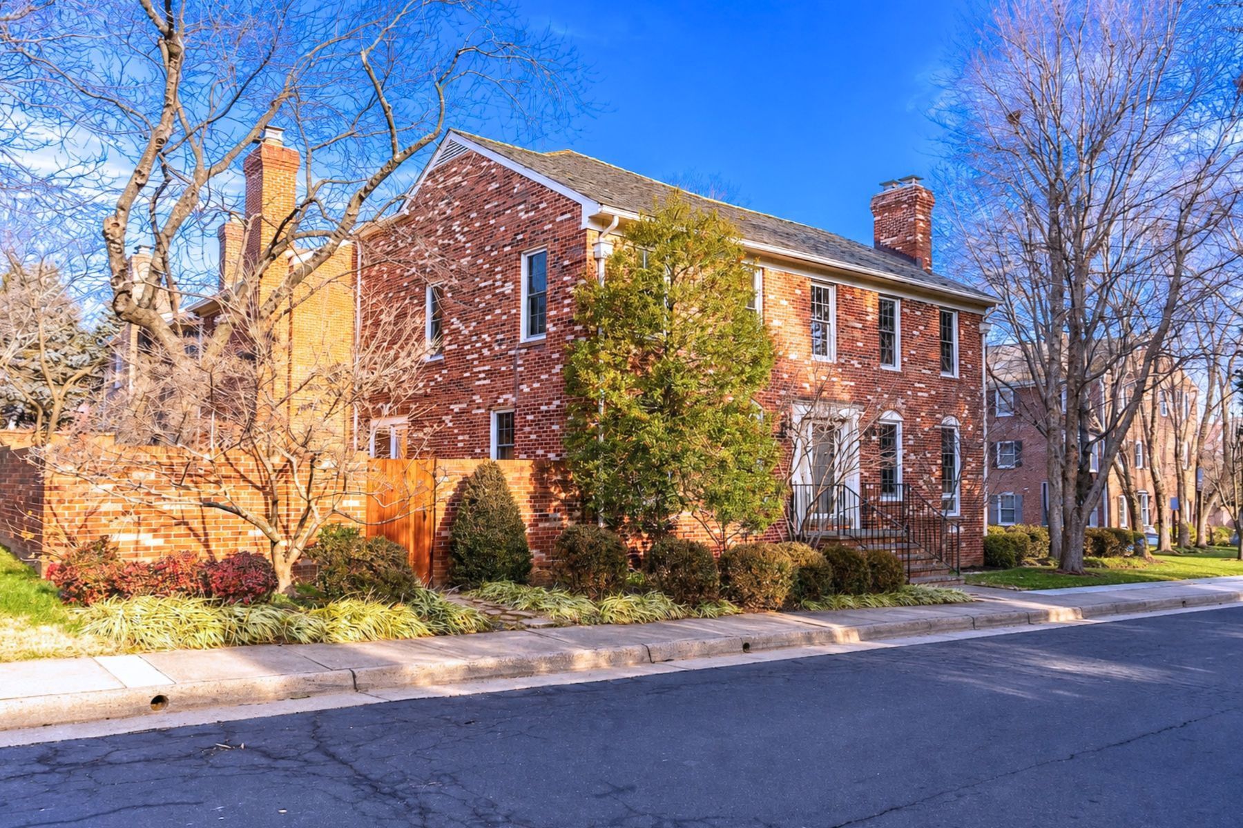  7348 Lewinsville Square Place, Mclean, VA, 22101 - 物件實景