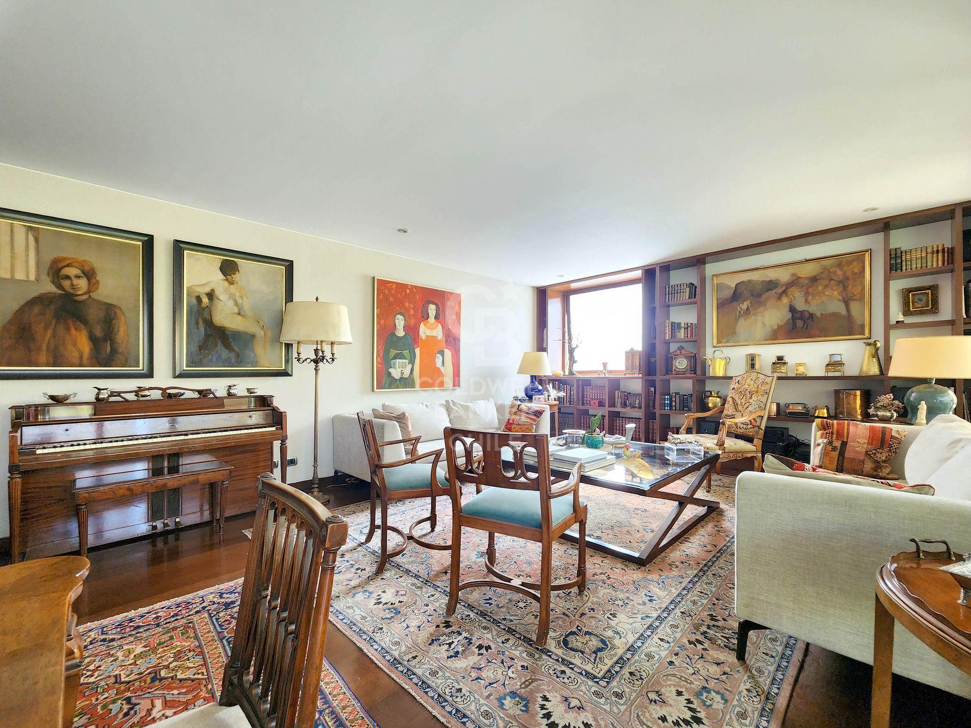 Vitacura, Chile, 3 Bedrooms Bedrooms, ,4 BathroomsBathrooms,Residential,For Sale,1867127
