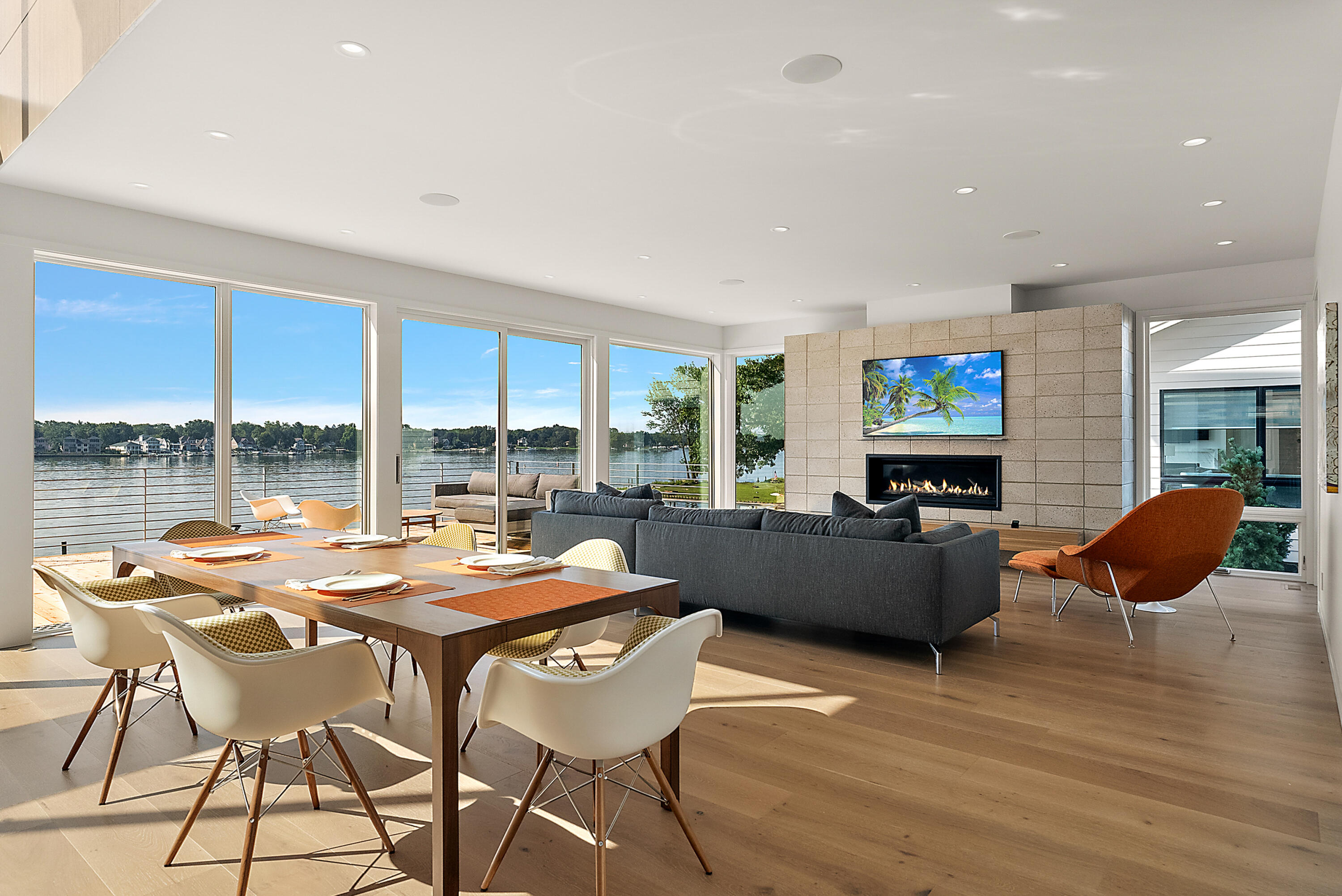 Holland, Michigan, 49424, United States, 3 Bedrooms Bedrooms, ,4 BathroomsBathrooms,Residential,For Sale,1948148