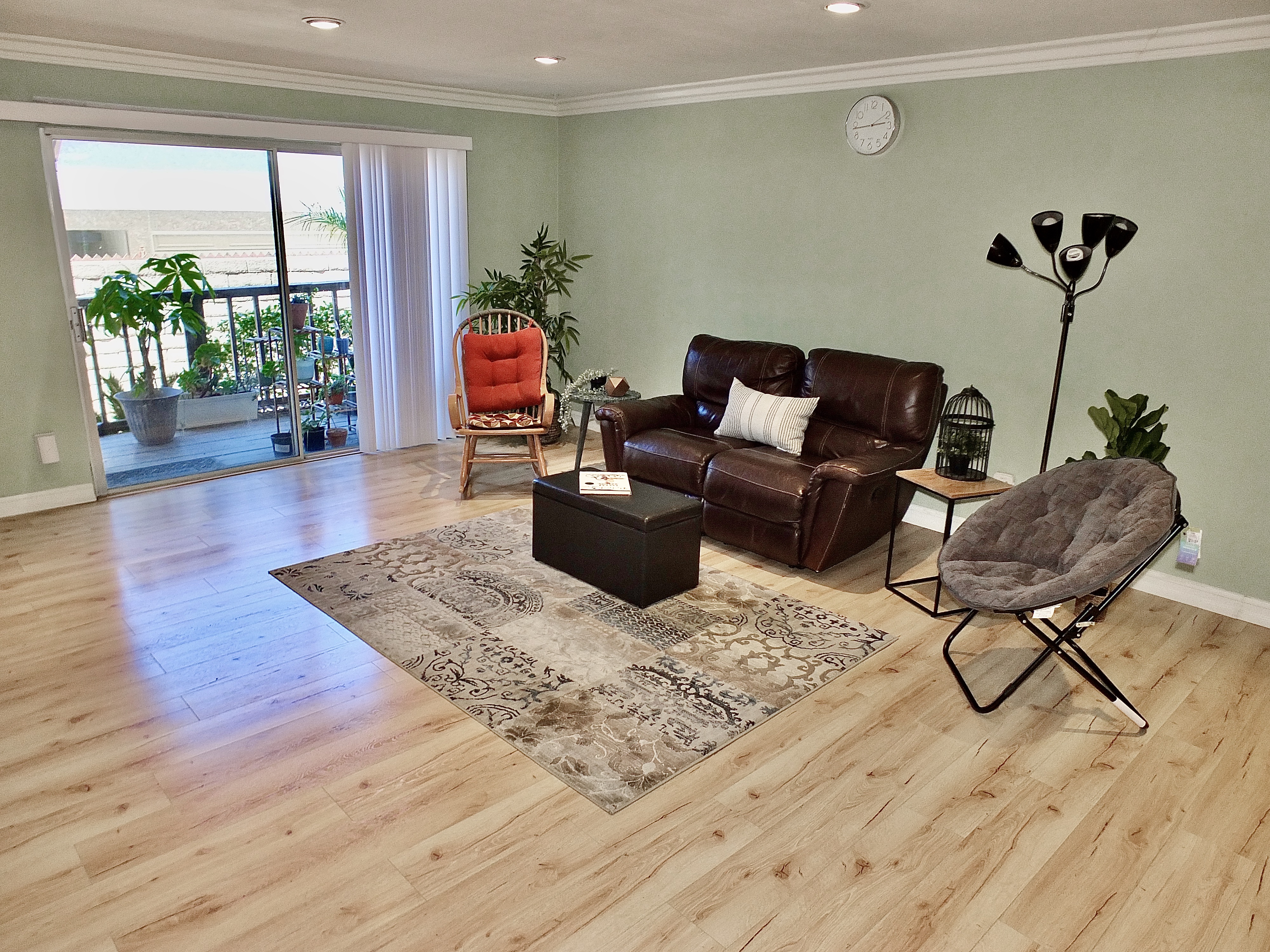 Gardena, California, 90247, United States, 2 Bedrooms Bedrooms, ,3 BathroomsBathrooms,Residential,For Sale,1905647