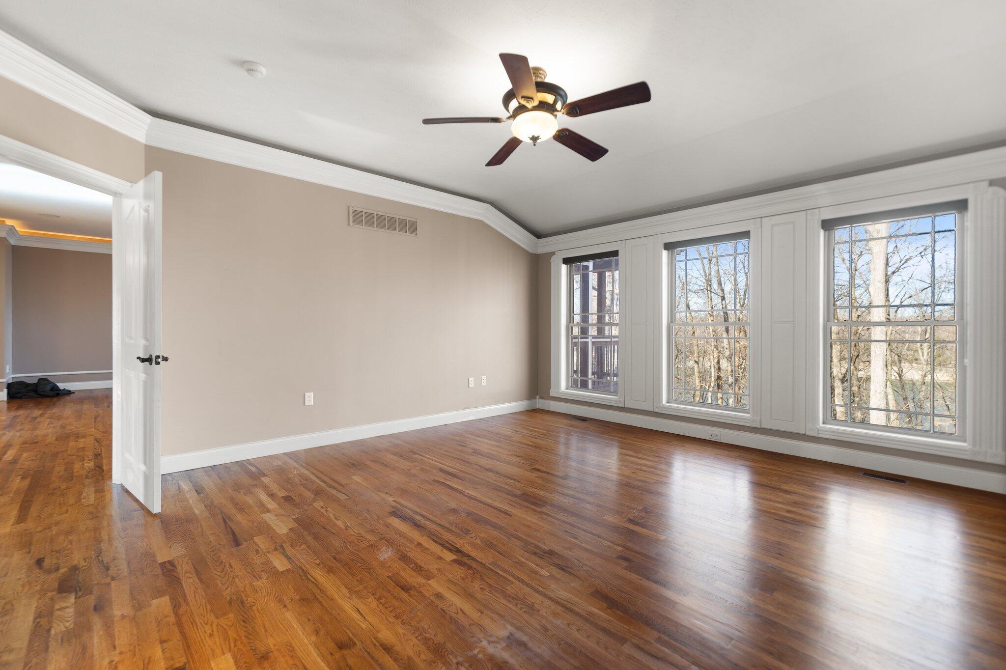 Monticello, Kentucky, 42633, United States, 4 Bedrooms Bedrooms, ,3 BathroomsBathrooms,Residential,For Sale,1691685