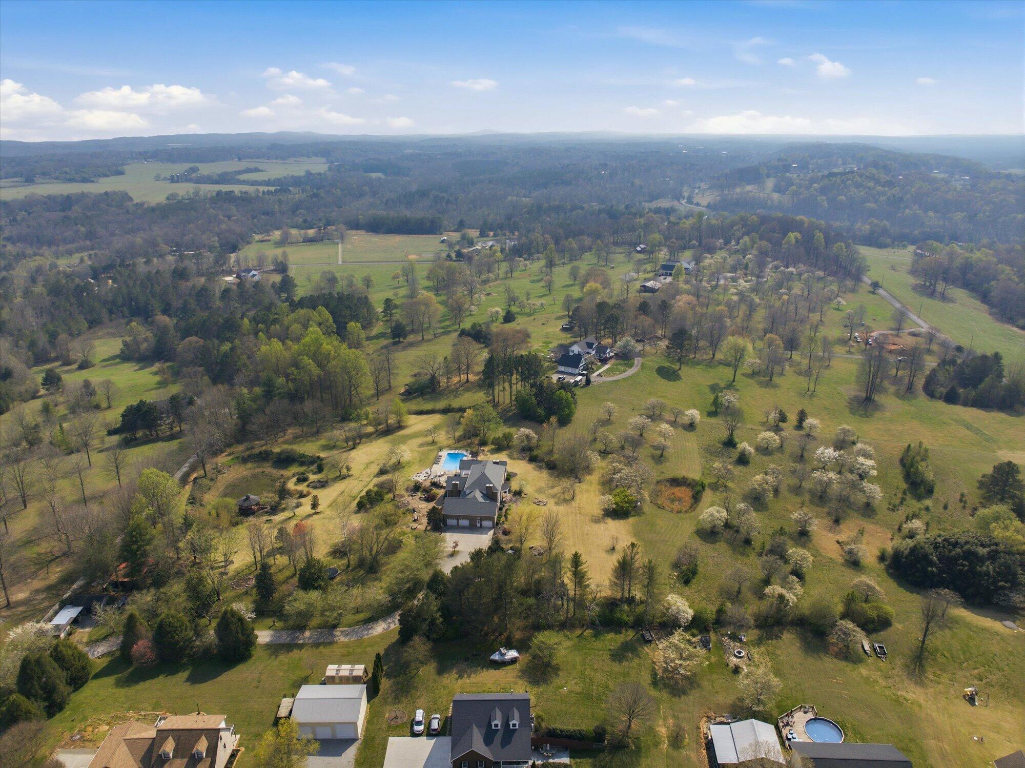 Athens, Tennessee, 37303, United States, 4 Bedrooms Bedrooms, ,4 BathroomsBathrooms,Residential,For Sale,2031458