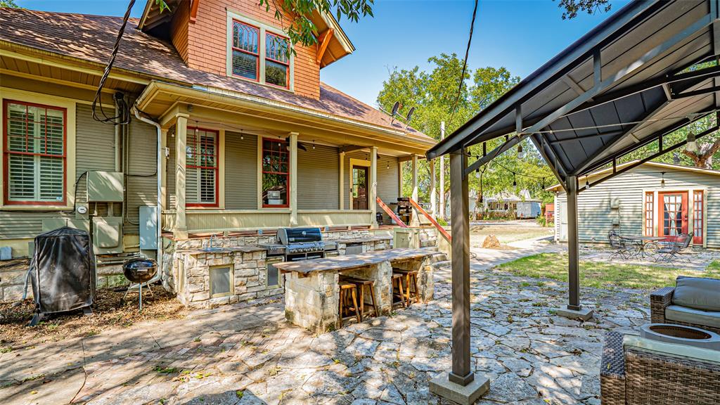 Granbury, Texas, 76048, United States, 8 Bedrooms Bedrooms, ,8 BathroomsBathrooms,Residential,For Sale,2009075