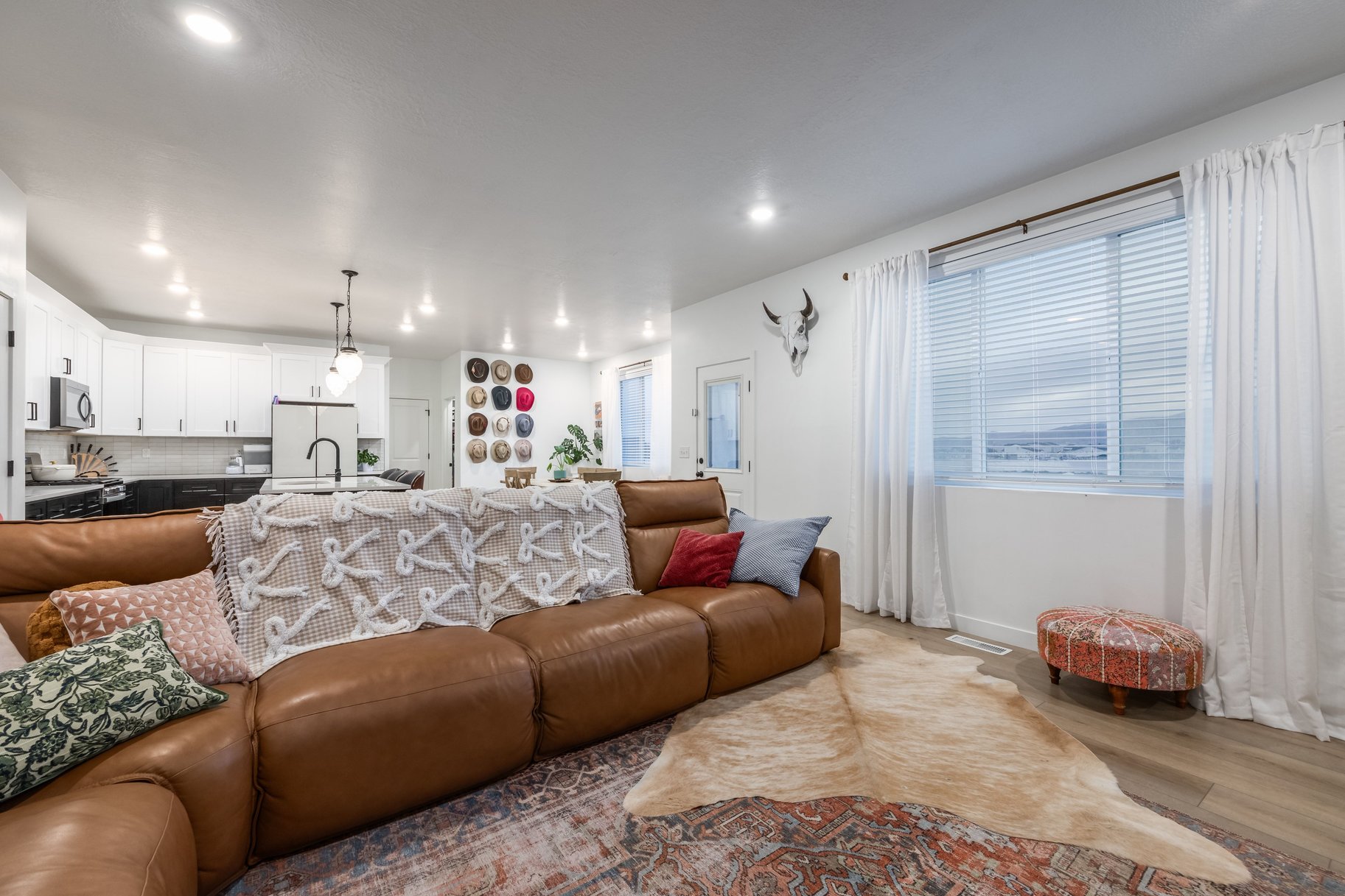  Better Than New Construction in Eagle Mountain, 2-Story with Finished Basement - 物件實景