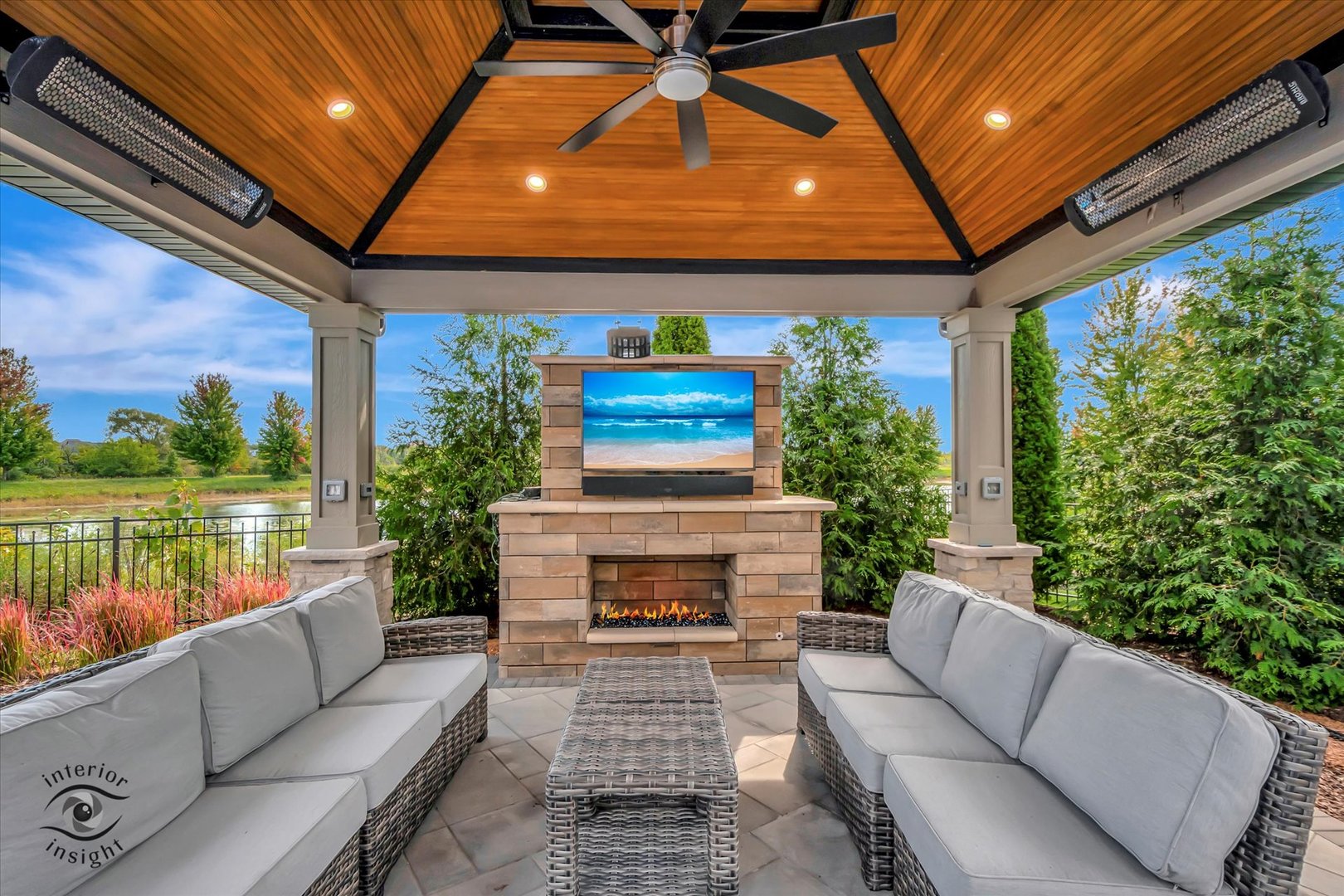 Frankfort, Illinois, 60423, United States, 4 Bedrooms Bedrooms, ,5 BathroomsBathrooms,Residential,For Sale,2015304