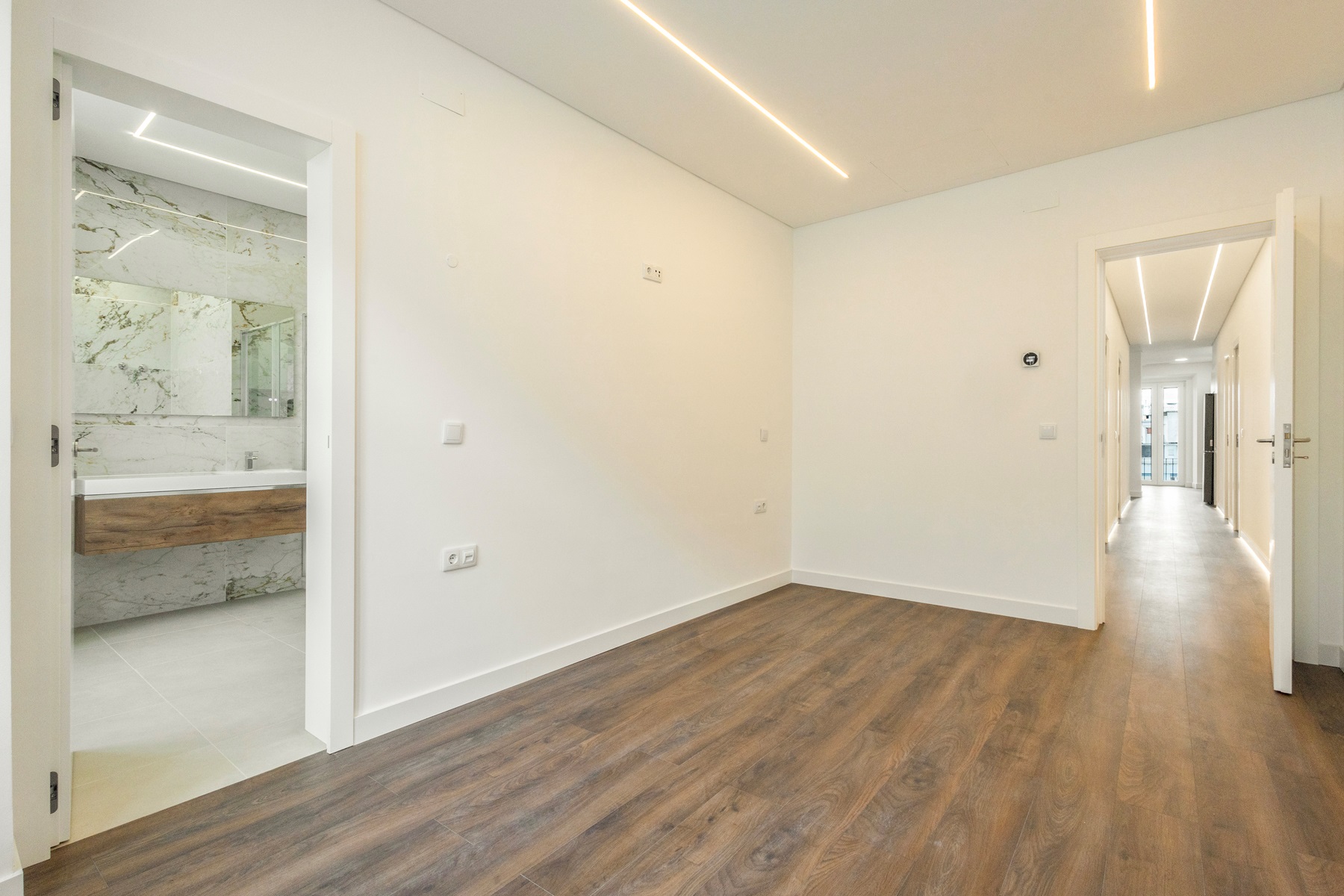  Flat, 3 bedrooms, for Sale - 物件實景