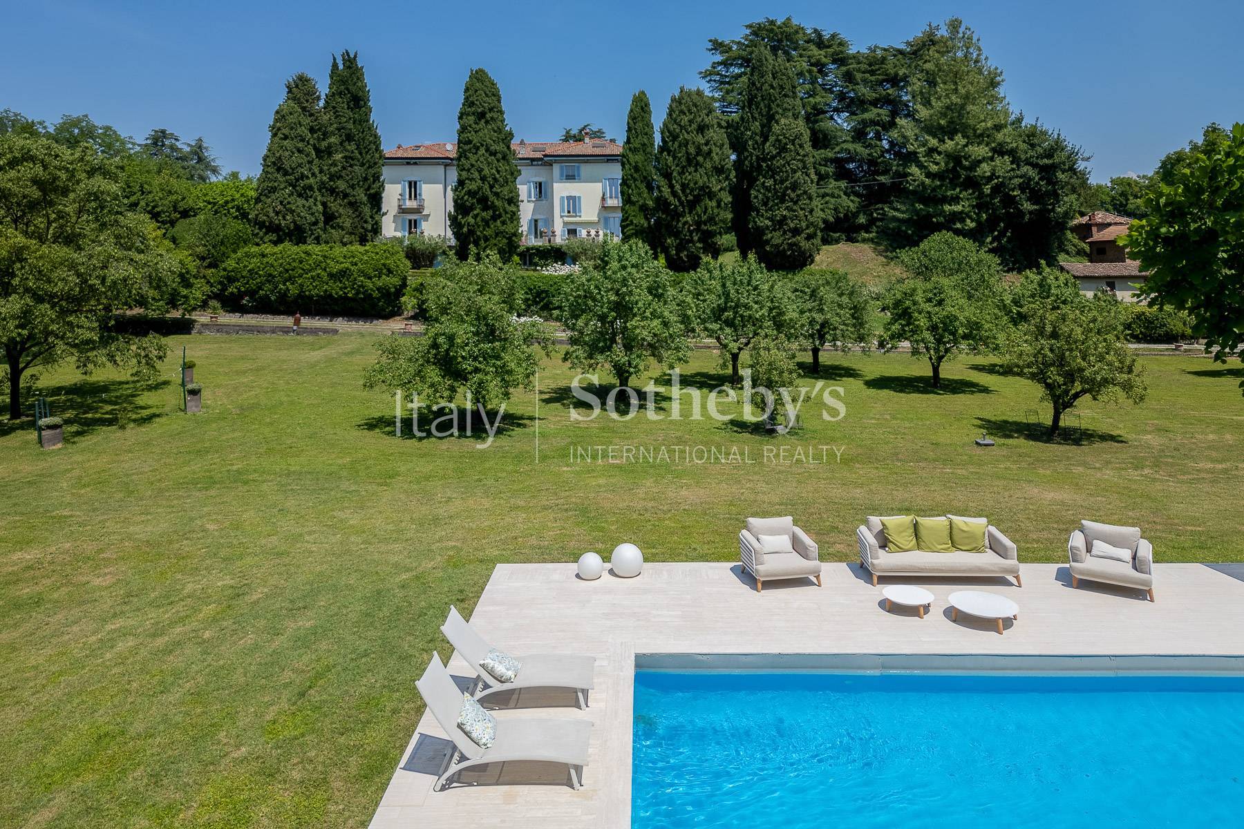  Charming mansion overlooking the Italian garden - 物件實景