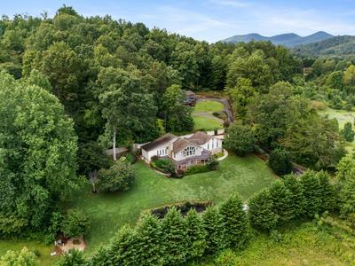 Young Harris, Georgia, 30582, United States, 2 Bedrooms Bedrooms, ,3 BathroomsBathrooms,Residential,For Sale,1940477
