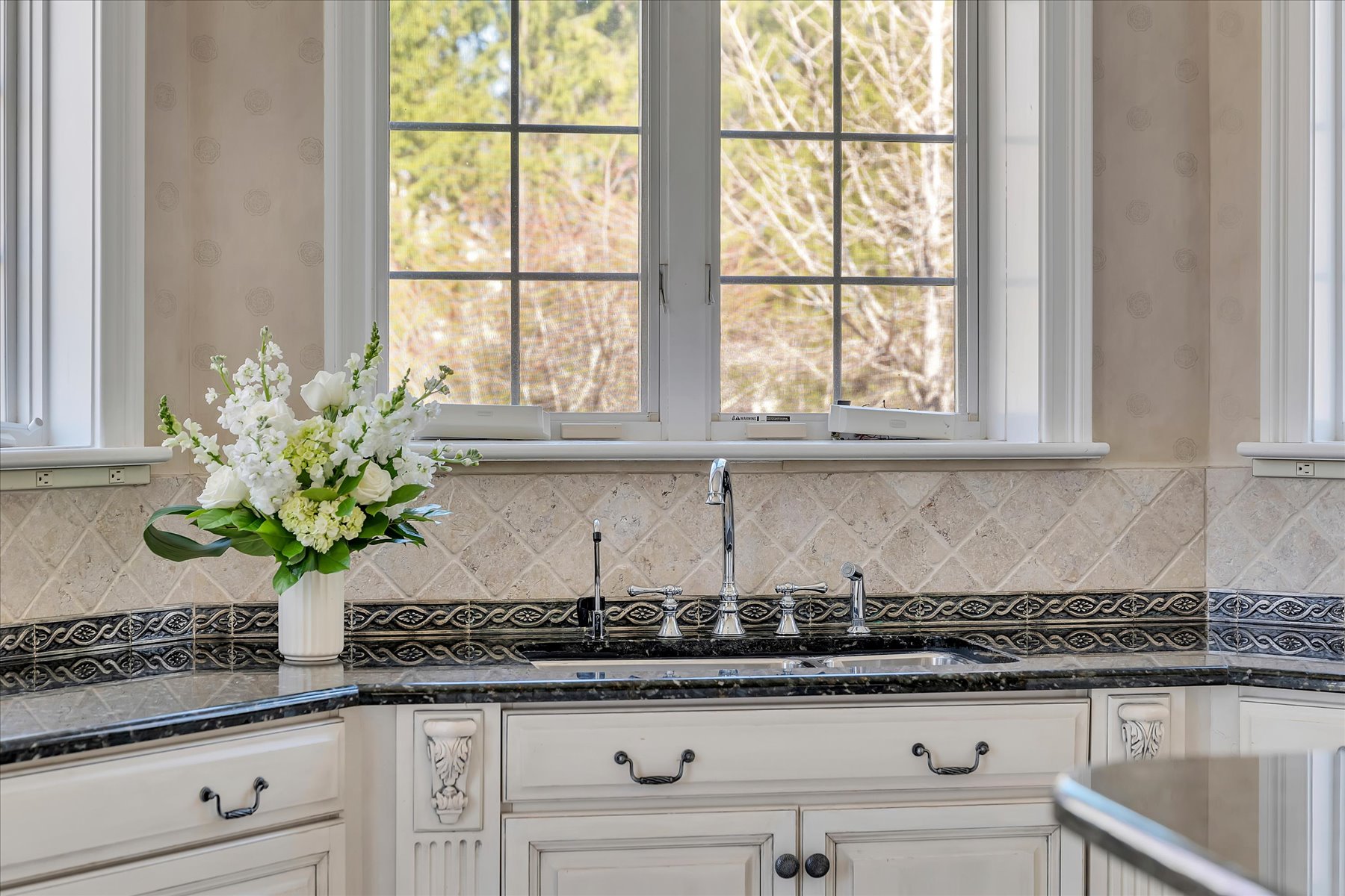  5 Old English Road, Slingerlands, NY 12159 - 物件實景