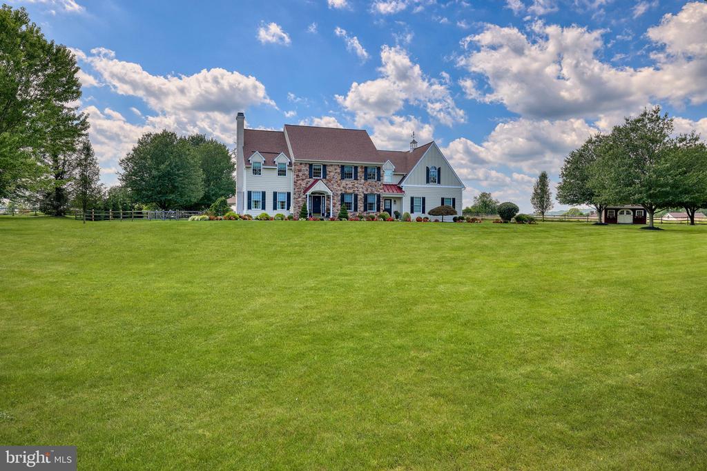 New Hope, Pennsylvania, 18938, United States, 4 Bedrooms Bedrooms, ,4 BathroomsBathrooms,Residential,For Sale,2003111