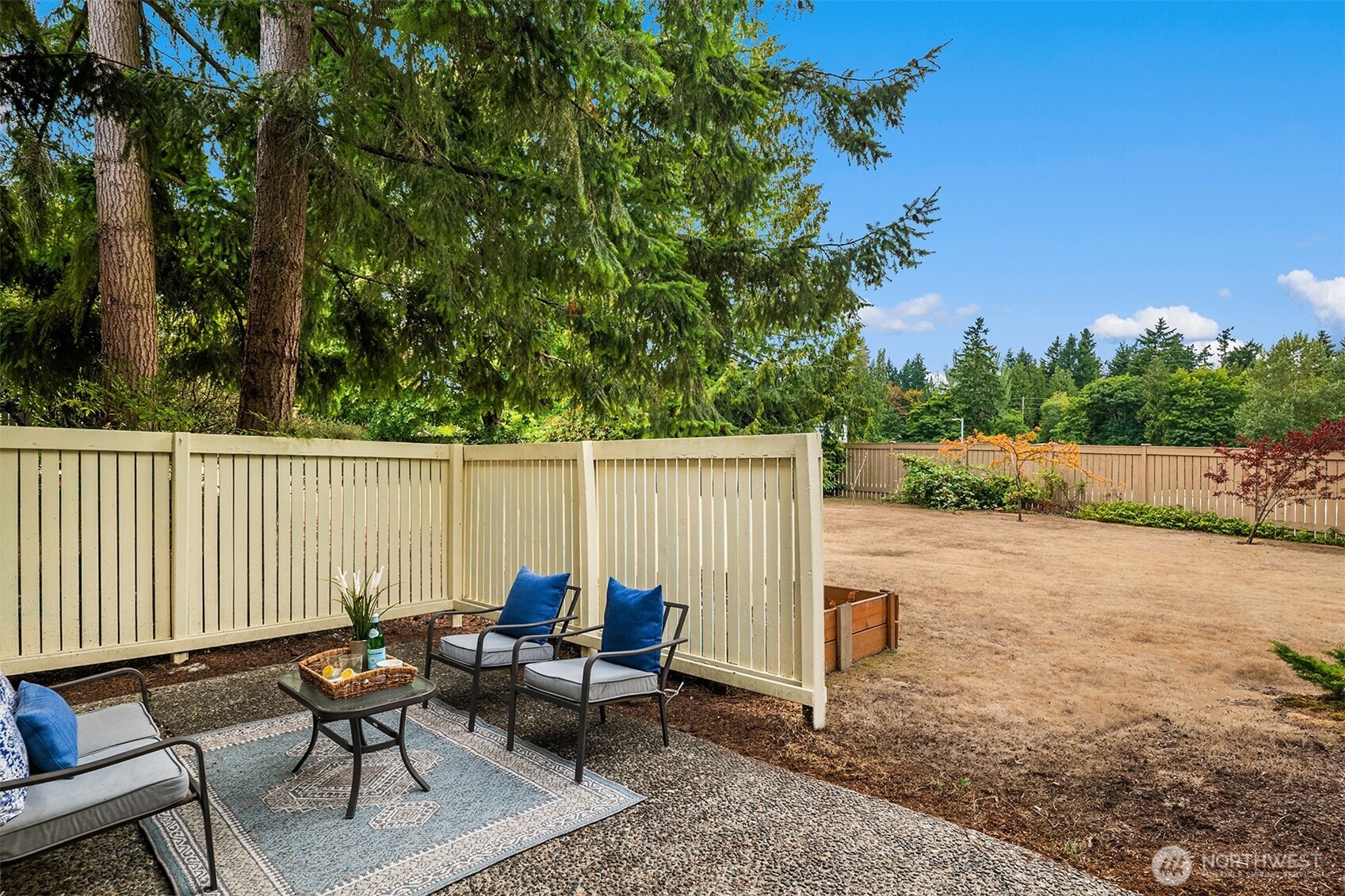 Redmond, Washington, 98052, United States, 4 Bedrooms Bedrooms, ,3 BathroomsBathrooms,Residential,For Sale,1911973