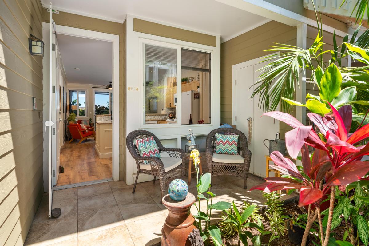 Kailua-Kona, Hawaii, 96740, United States, 2 Bedrooms Bedrooms, ,2 BathroomsBathrooms,Residential,For Sale,1927495