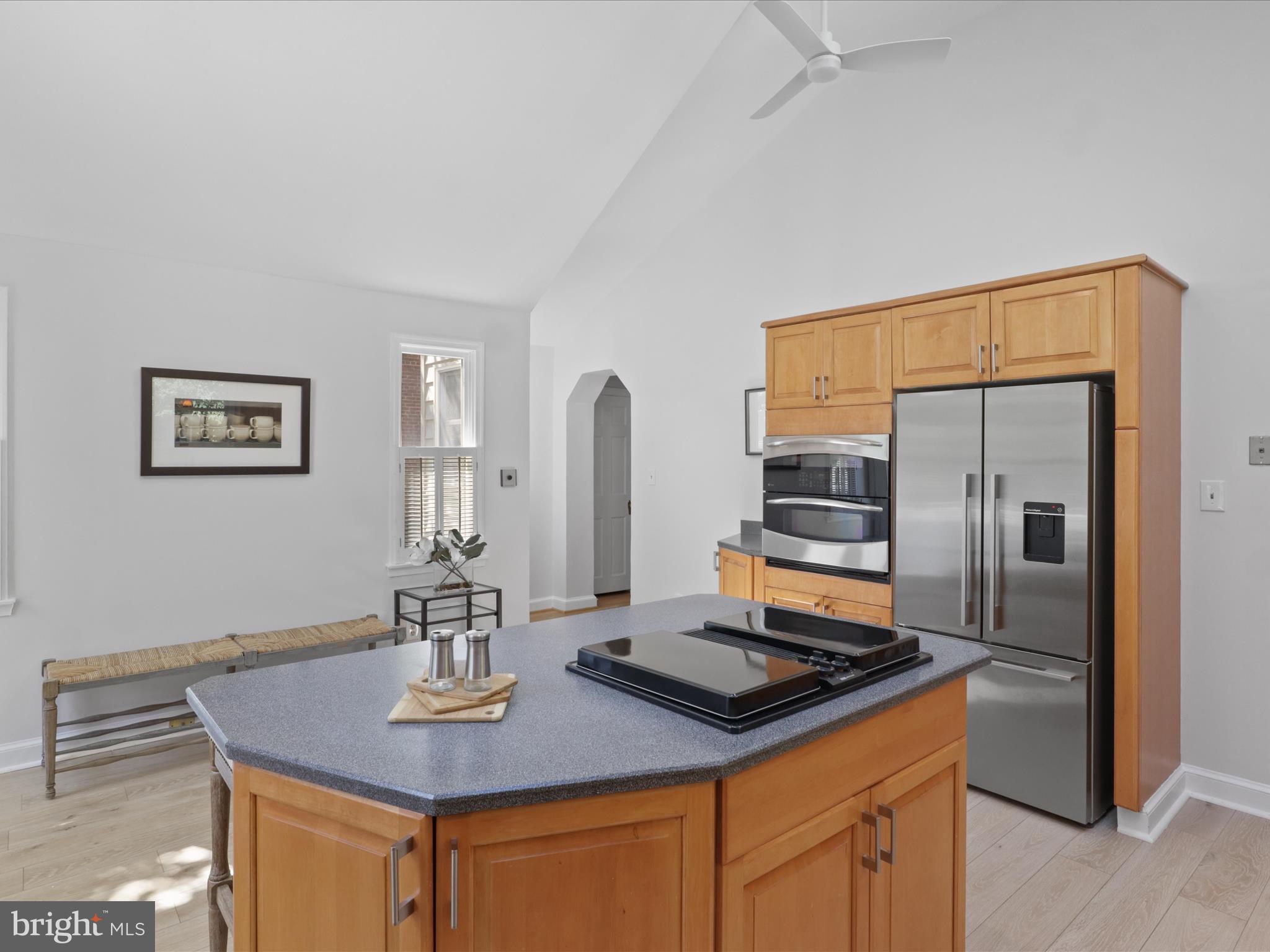 Arlington, Virginia, 22207, United States, 3 Bedrooms Bedrooms, ,3 BathroomsBathrooms,Residential,For Sale,1979007