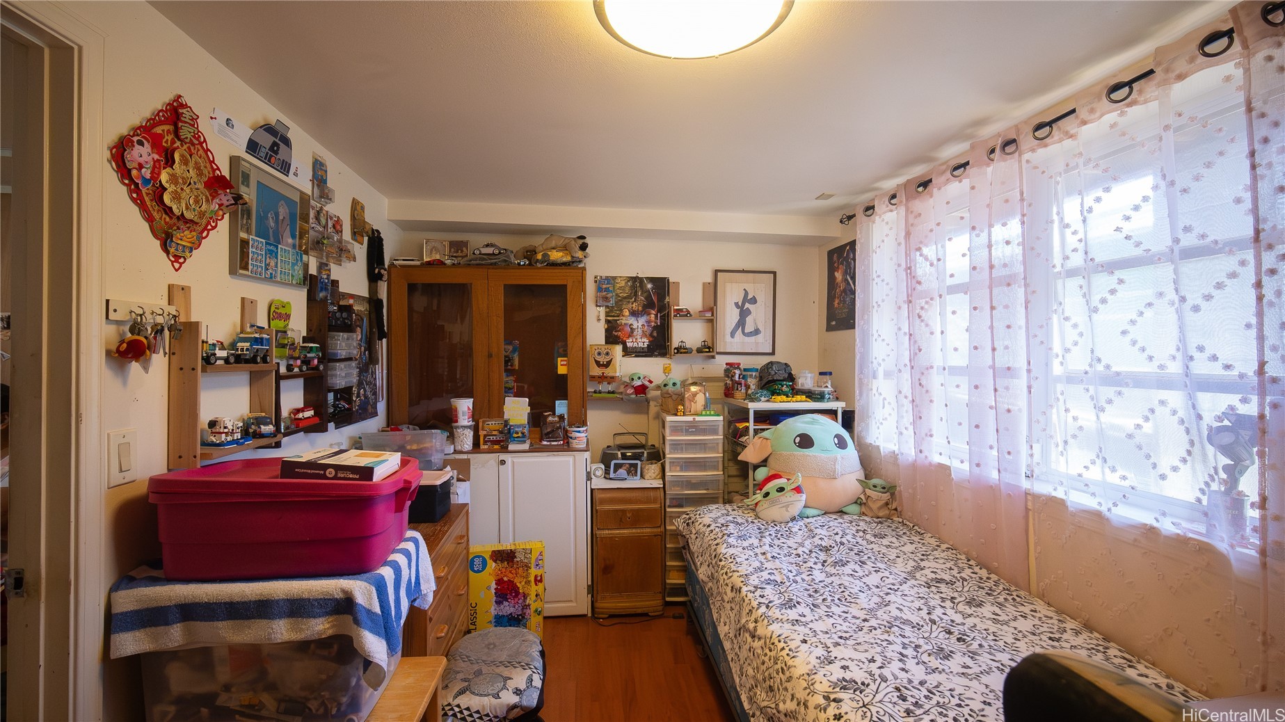 Honolulu, Hawaii, 96815, United States, 5 Bedrooms Bedrooms, ,3 BathroomsBathrooms,Residential,For Sale,1994650