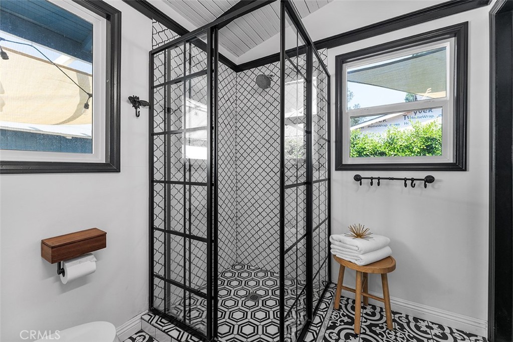 La Verne, California, 91750, United States, 3 Bedrooms Bedrooms, ,1 BathroomBathrooms,Residential,For Sale,1909183