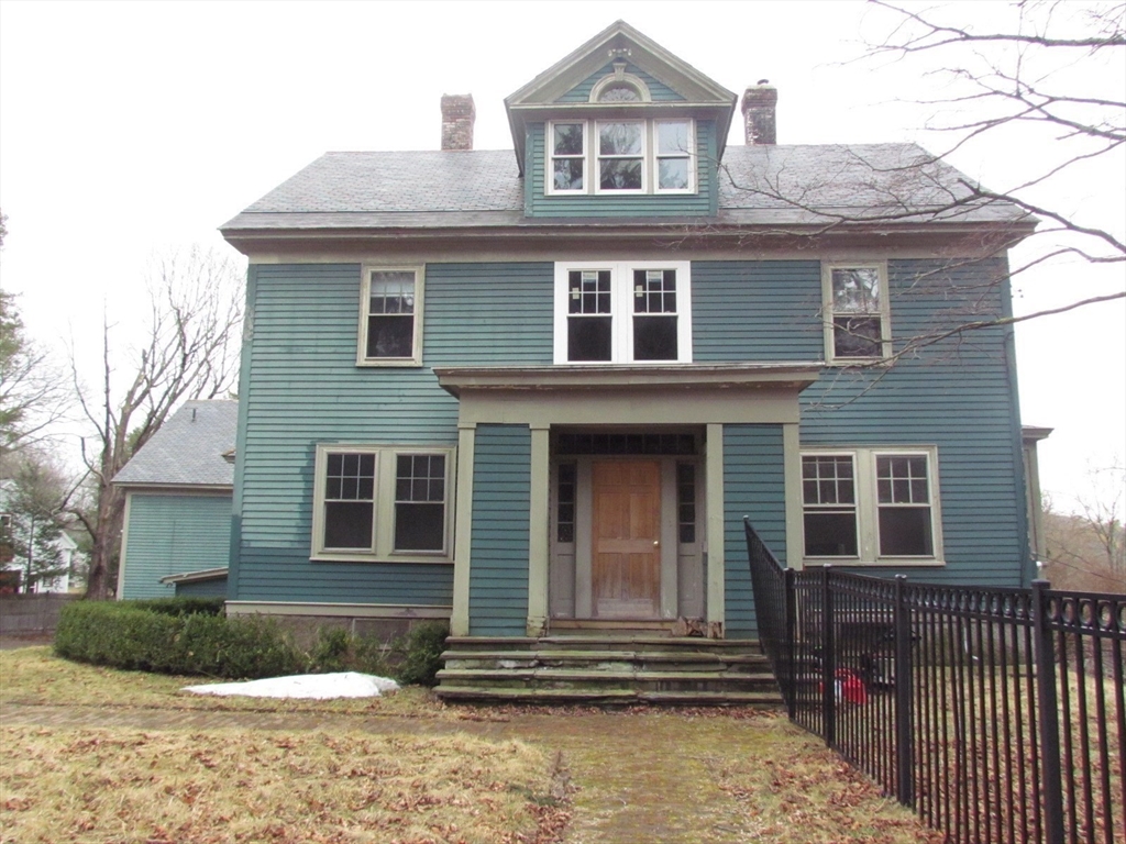 Lunenburg, Massachusetts, 01462, United States, 3 Bedrooms Bedrooms, ,3 BathroomsBathrooms,Residential,For Sale,1967616