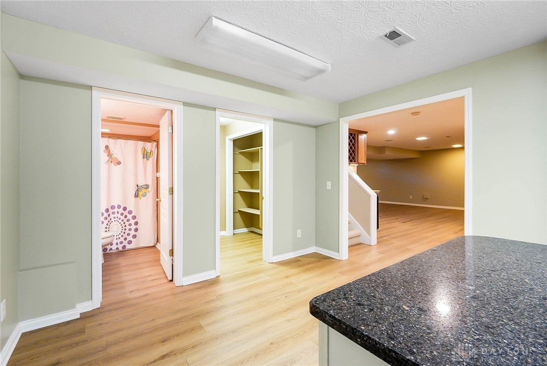 Dayton, Ohio, 45458, United States, 5 Bedrooms Bedrooms, ,4 BathroomsBathrooms,Residential,For Sale,1975816