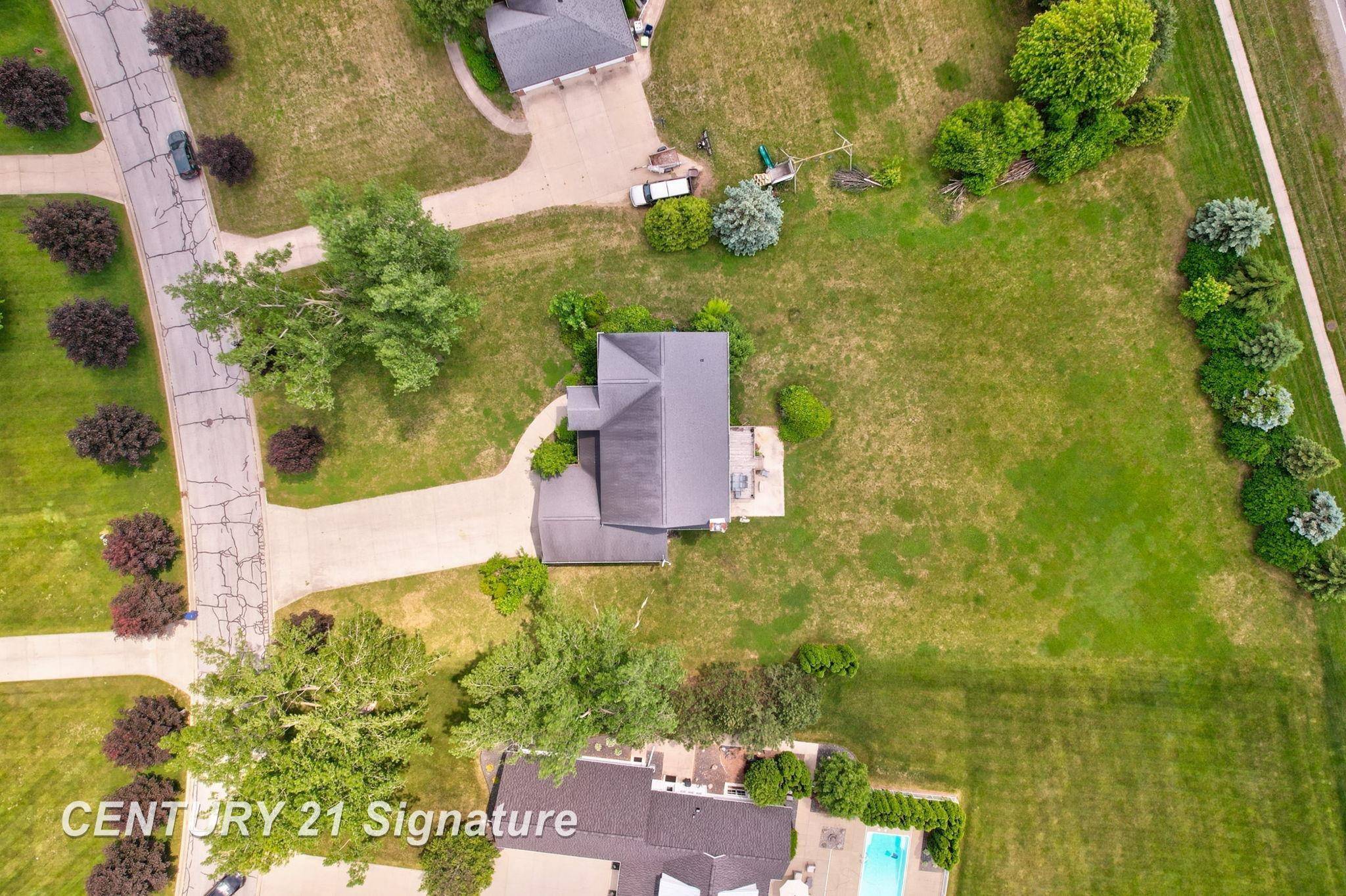 Saginaw, Michigan, 48603, United States, 4 Bedrooms Bedrooms, ,4 BathroomsBathrooms,Residential,For Sale,1920670