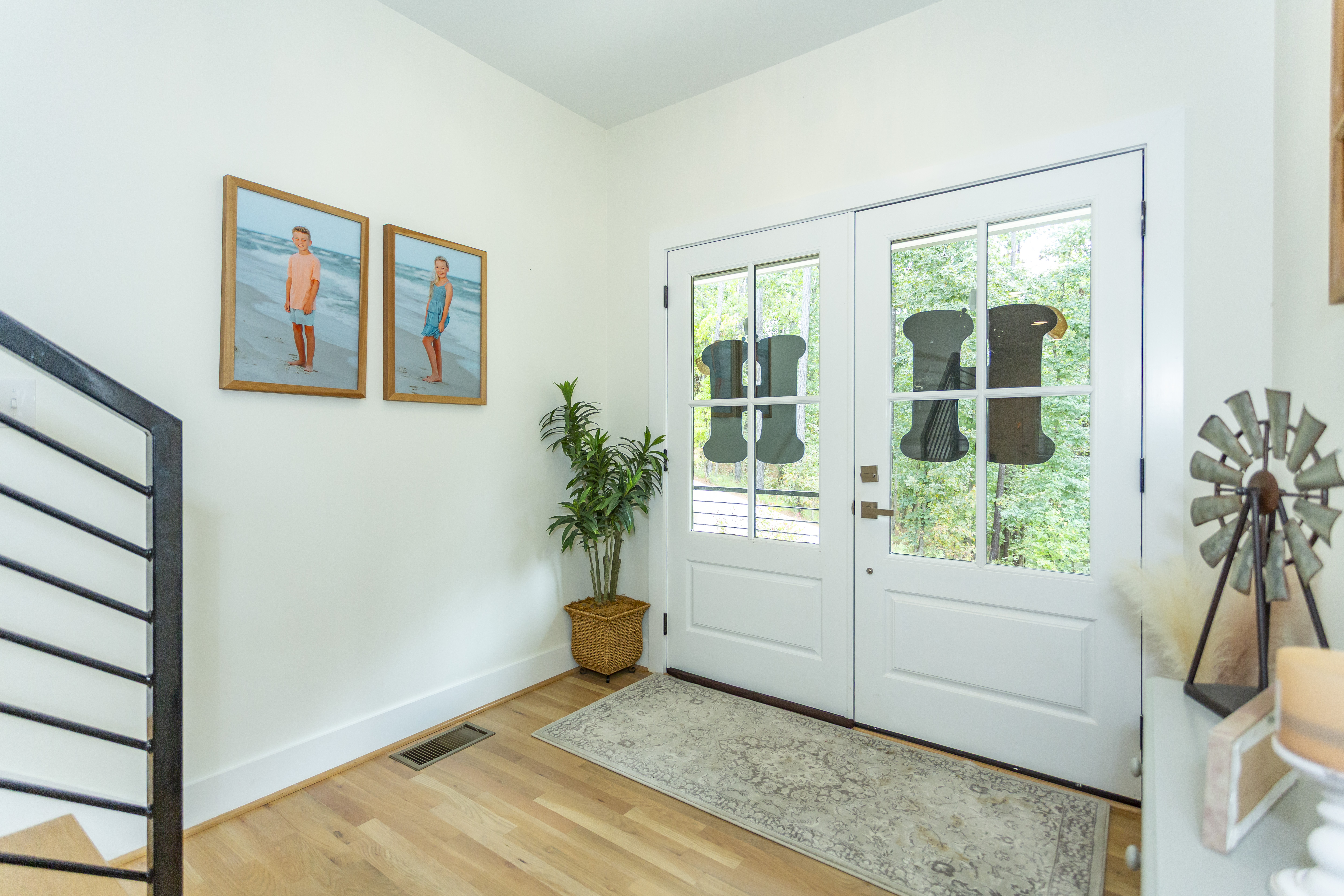 Helena, Alabama, 35080, United States, 5 Bedrooms Bedrooms, ,5 BathroomsBathrooms,Residential,For Sale,1979427