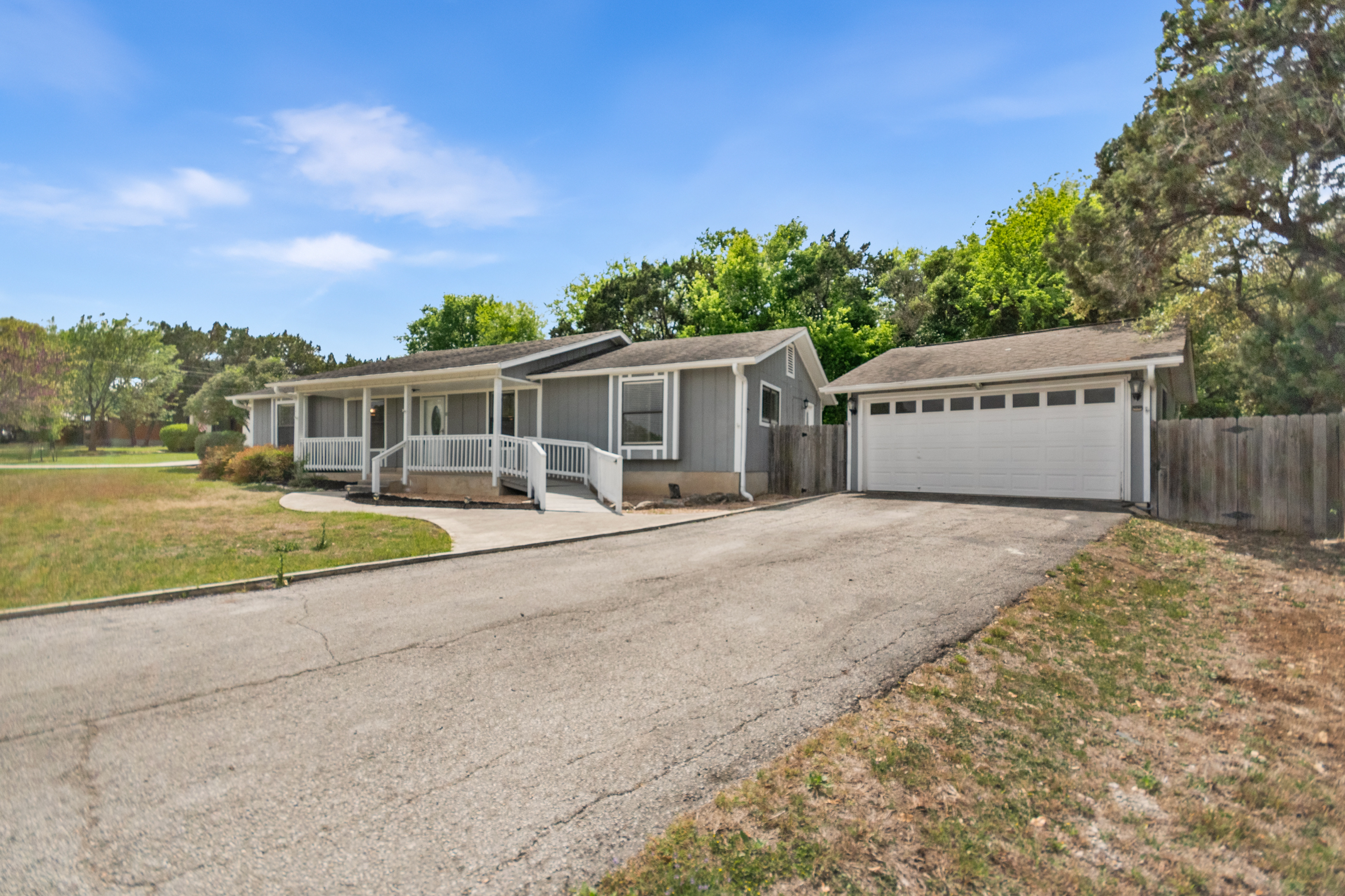  Beautiful Front Porch Views - 物件實景