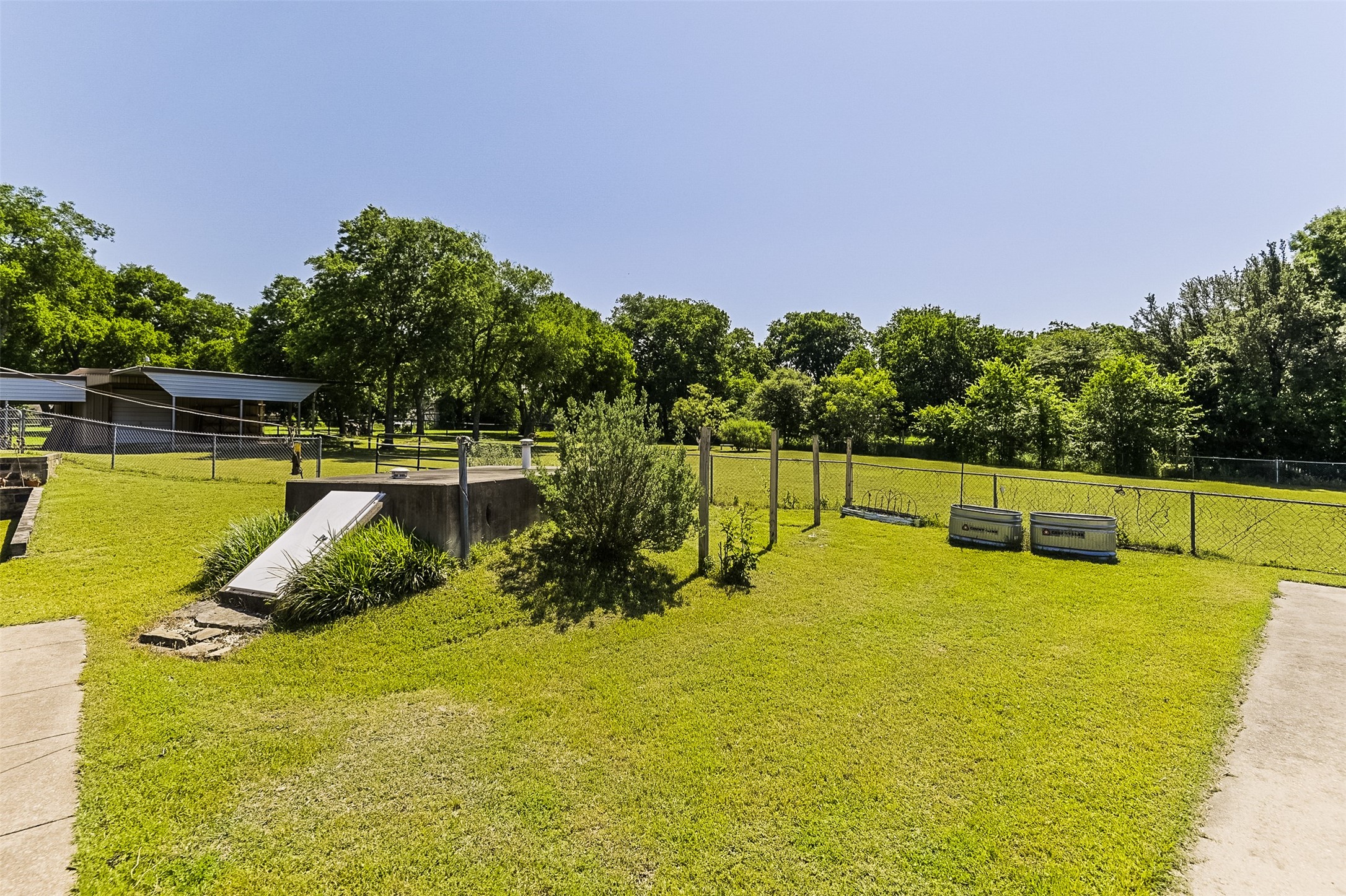 Ovilla, Texas, 75154, United States, 3 Bedrooms Bedrooms, ,4 BathroomsBathrooms,Residential,For Sale,1866219